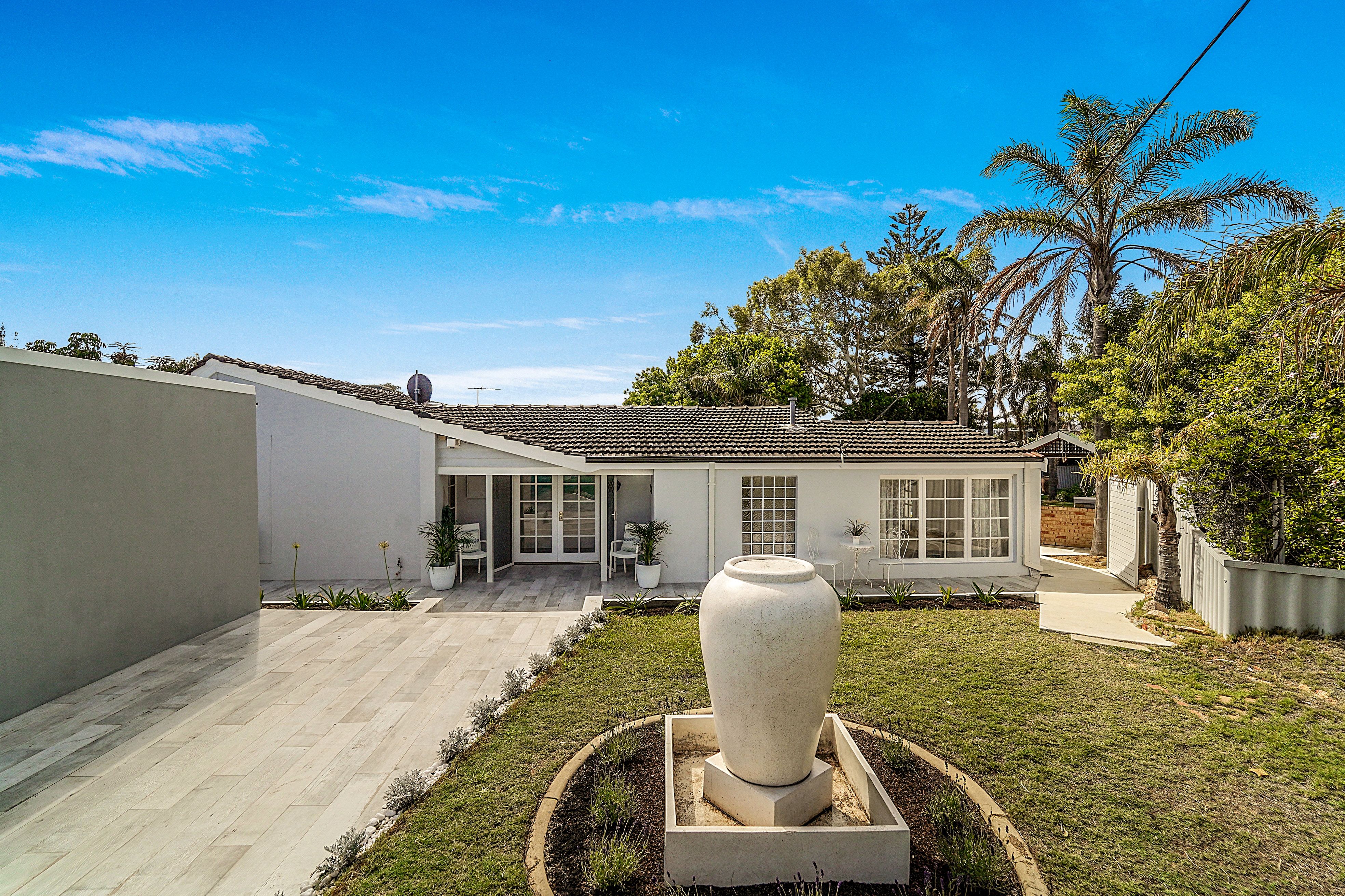 45 Nautilus Way, Kallaroo, WA 6025