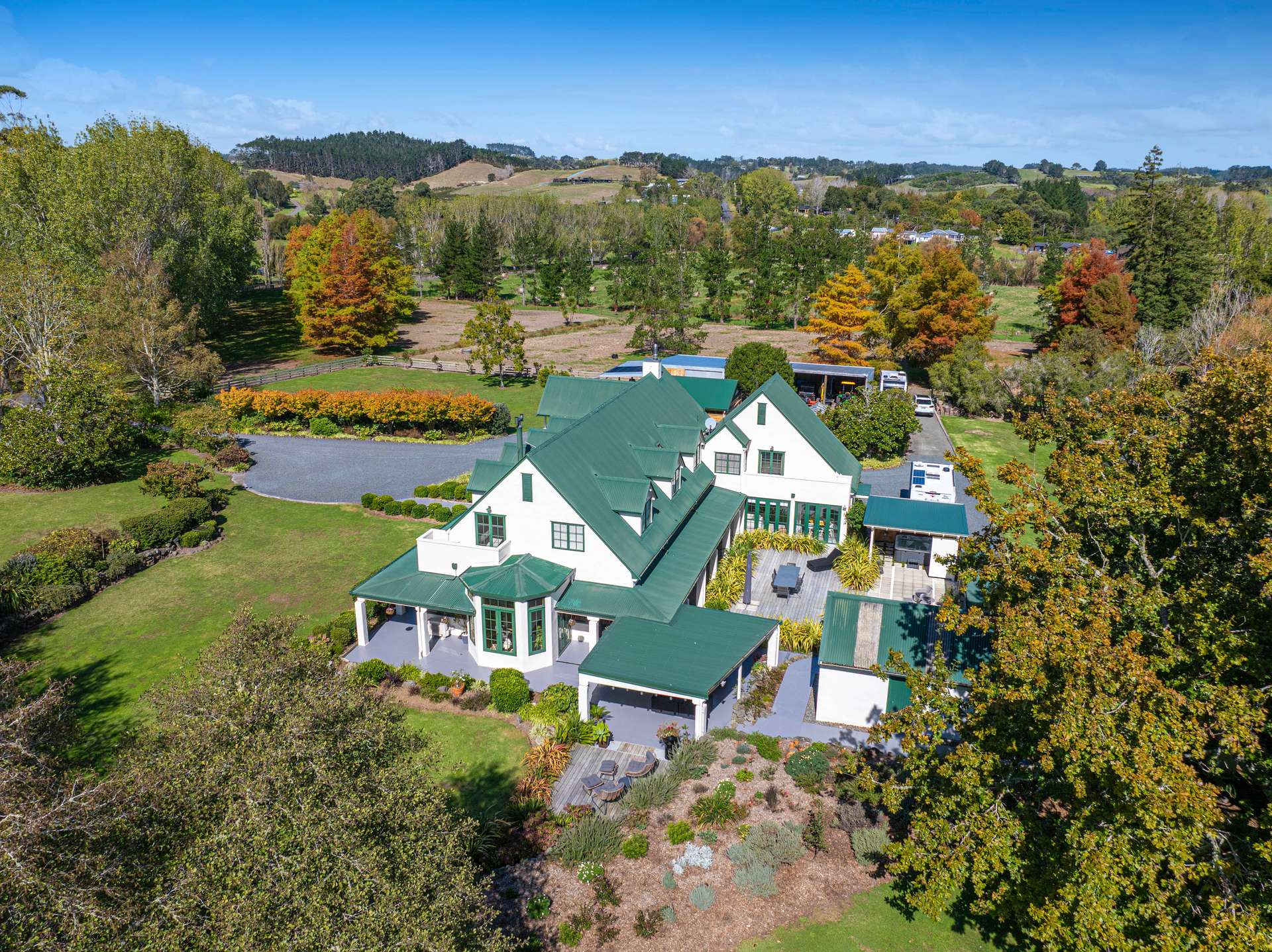636 Kahikatea Flat Road photo 0