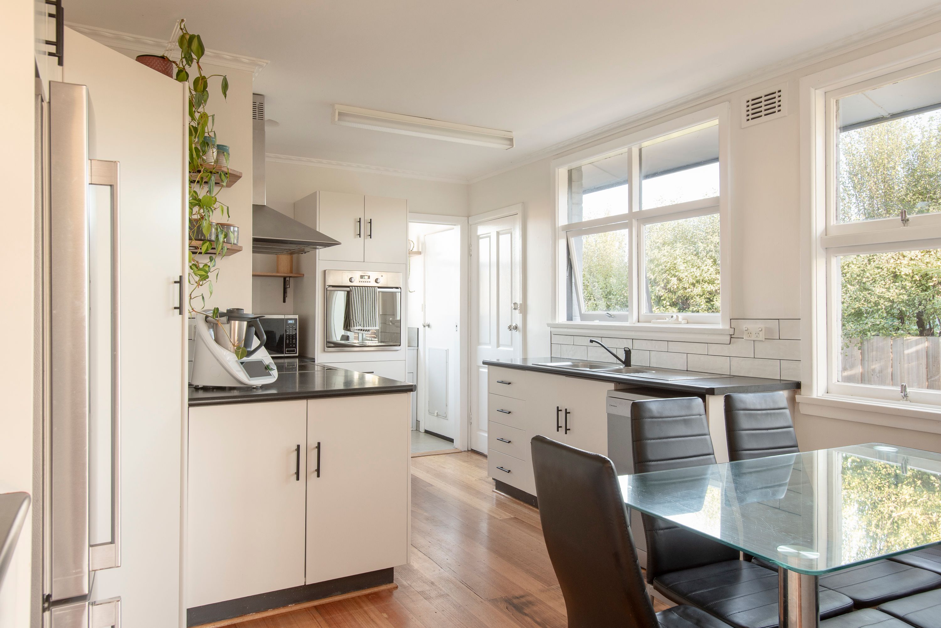 2 Kelvin Street — photo 4 of 15