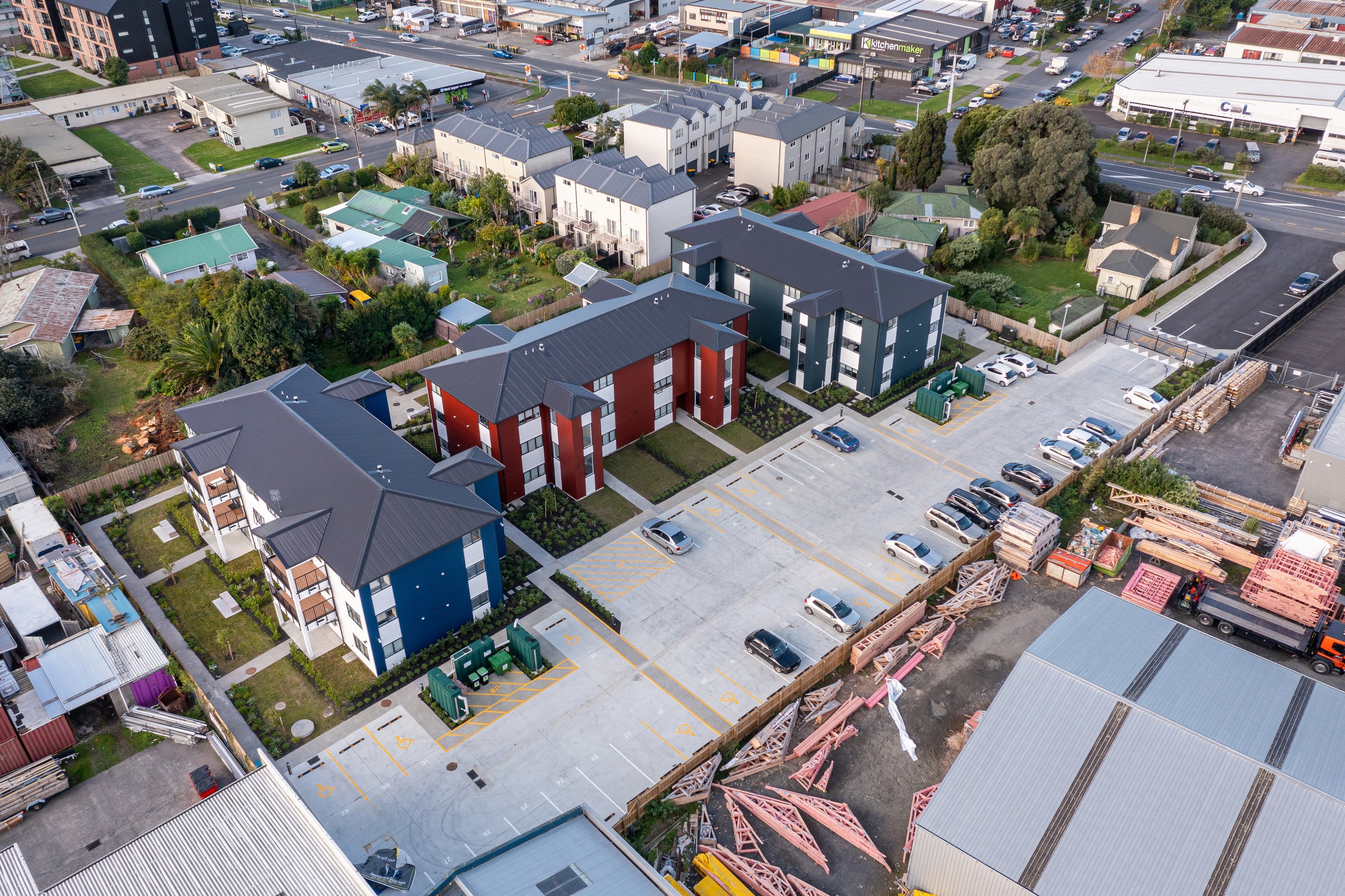 Henderson, Waitakere City