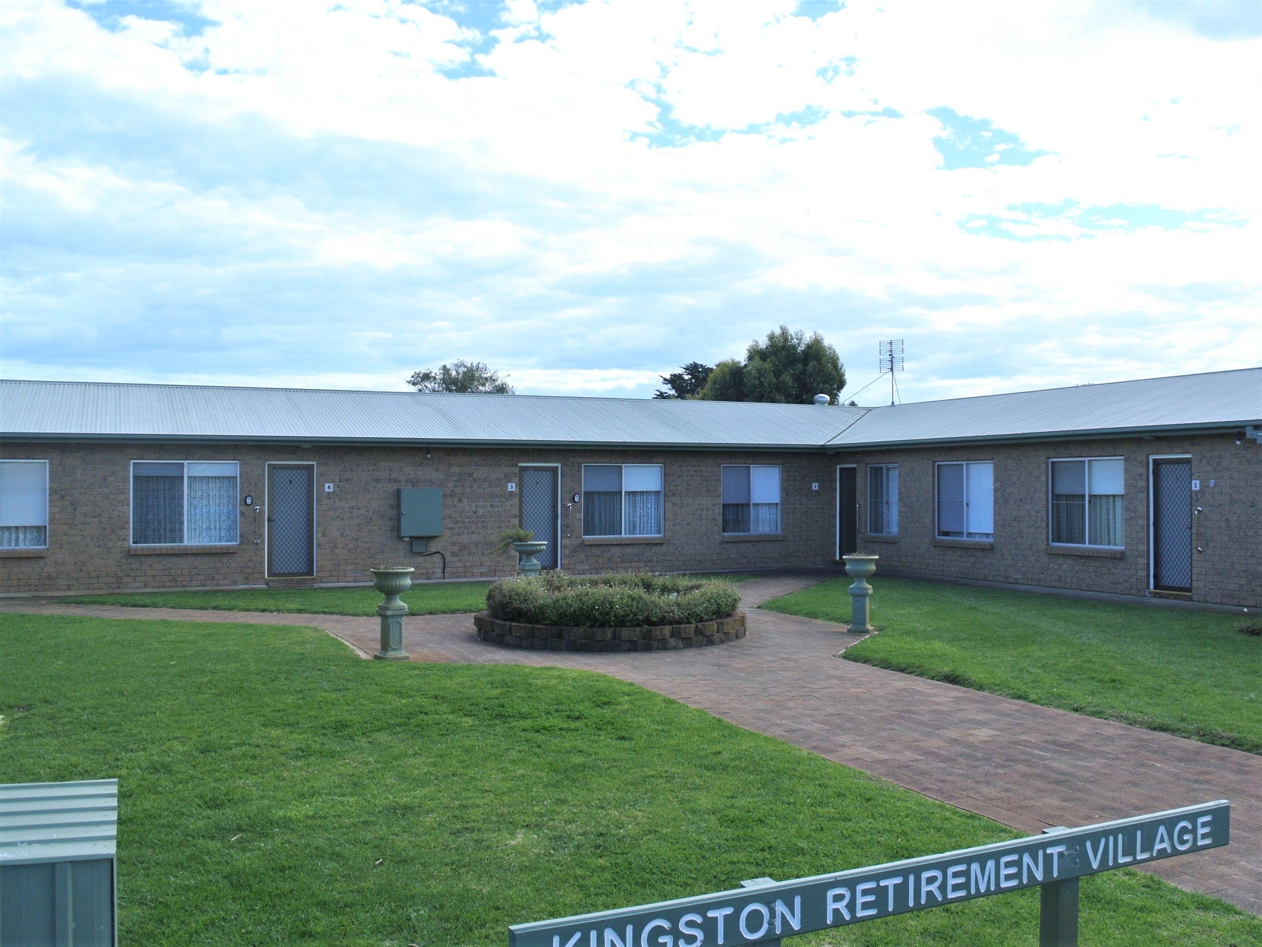 2/30 McFarlane Street, Kingston Se, SA 5275