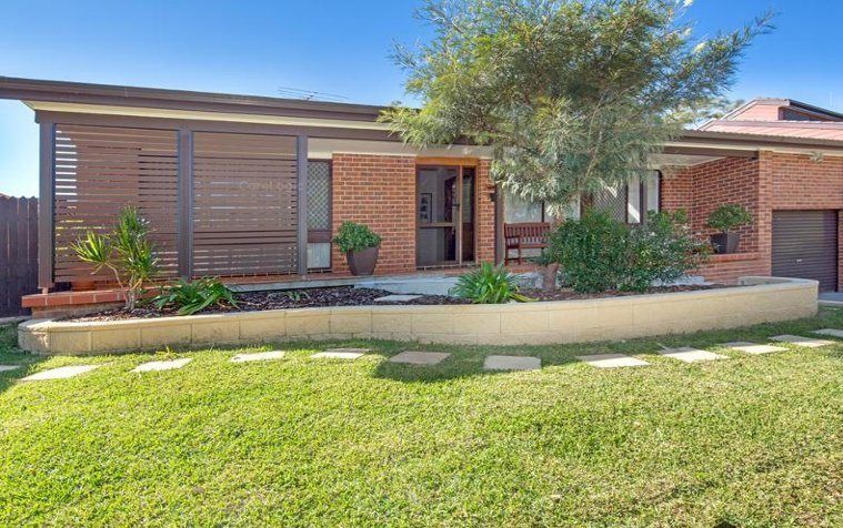 44 Hall Drive, Menai NSW 2234