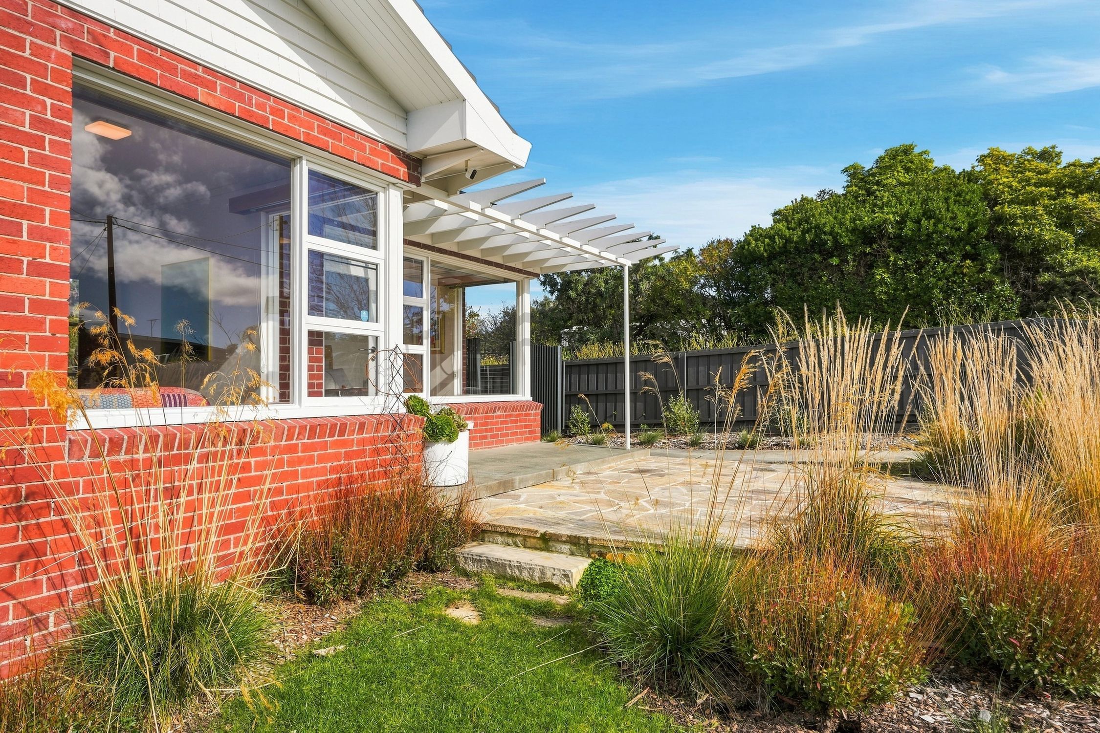15 Casuarina Crescent — photo 30 of 30