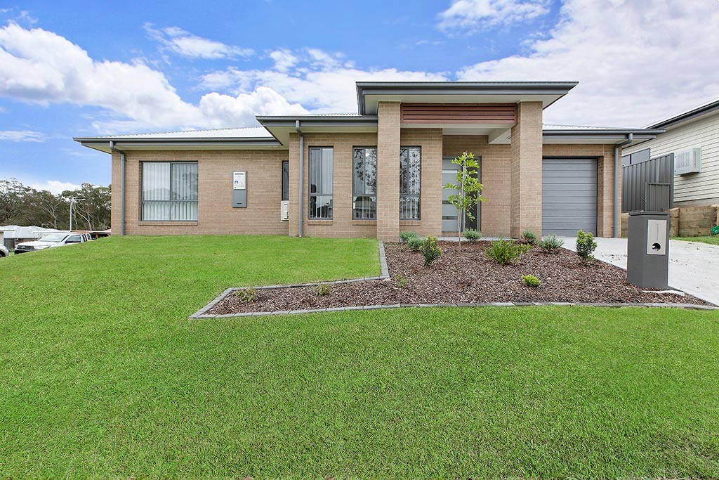 2/103 Lenswood Way, Morisset, NSW 2264