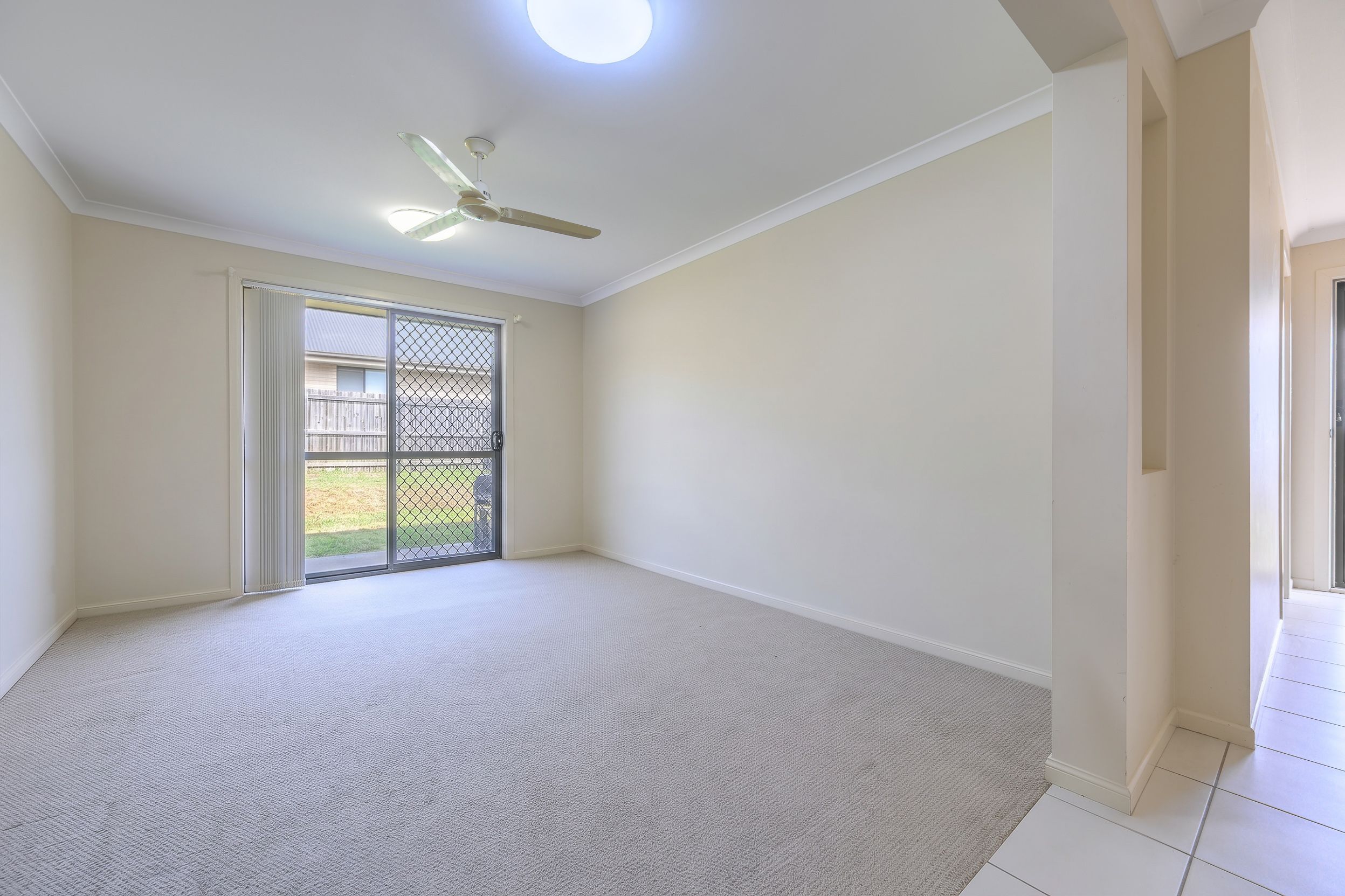 44 Iris Road — photo 11 of 17