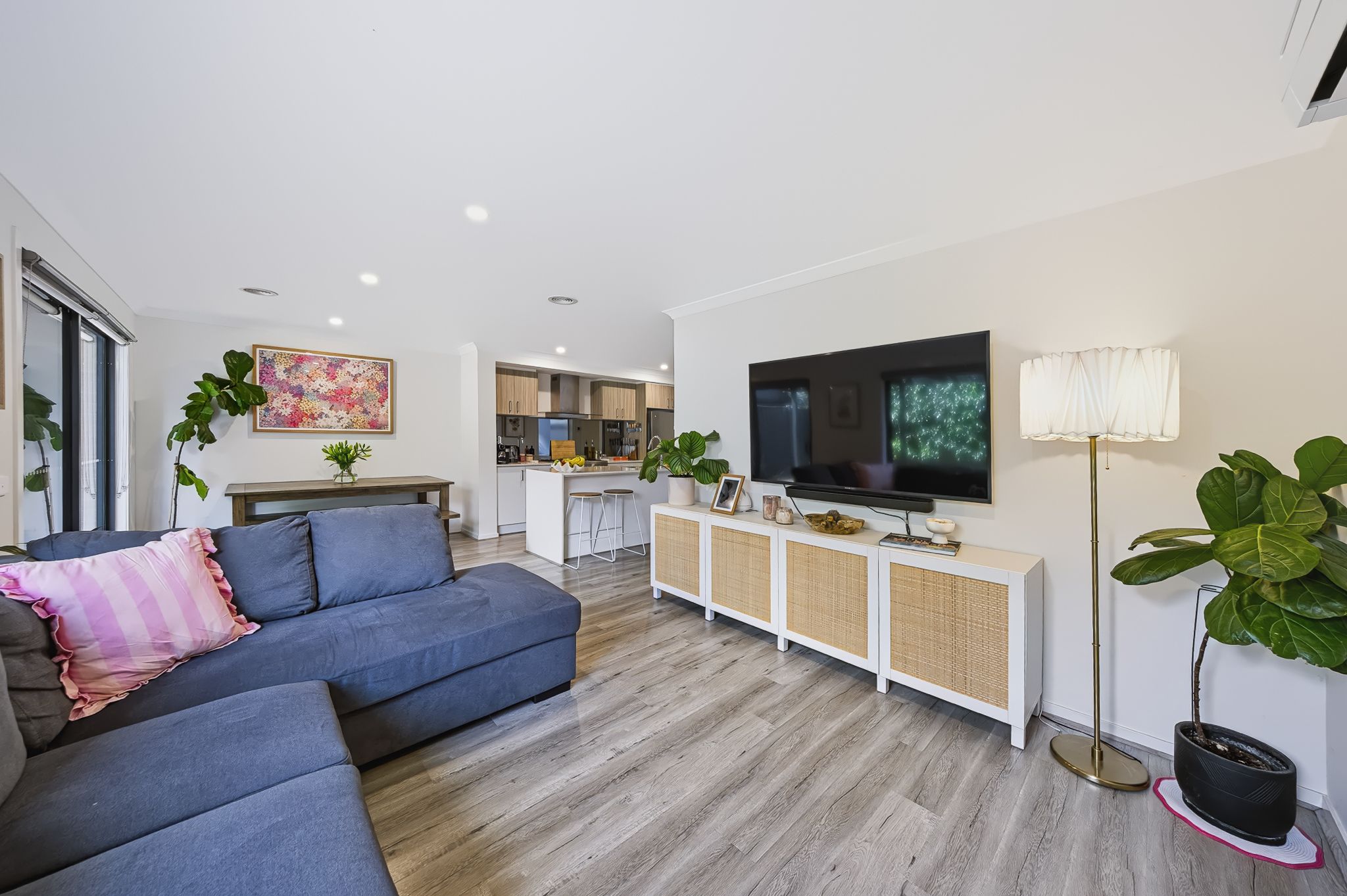 9 Venetia Way — photo 5 of 12