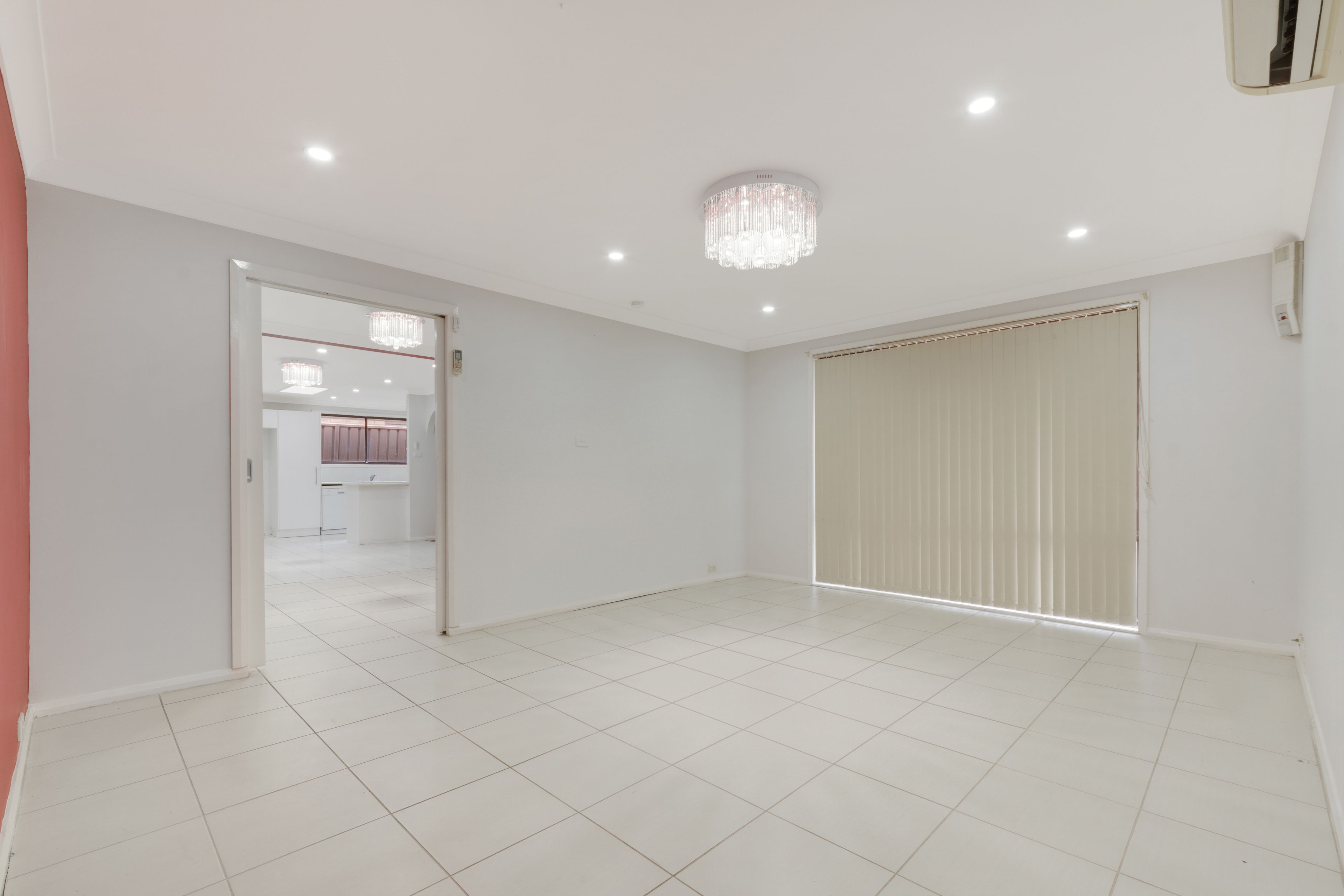 24 Glenshee Place, St Andrews, NSW 2566