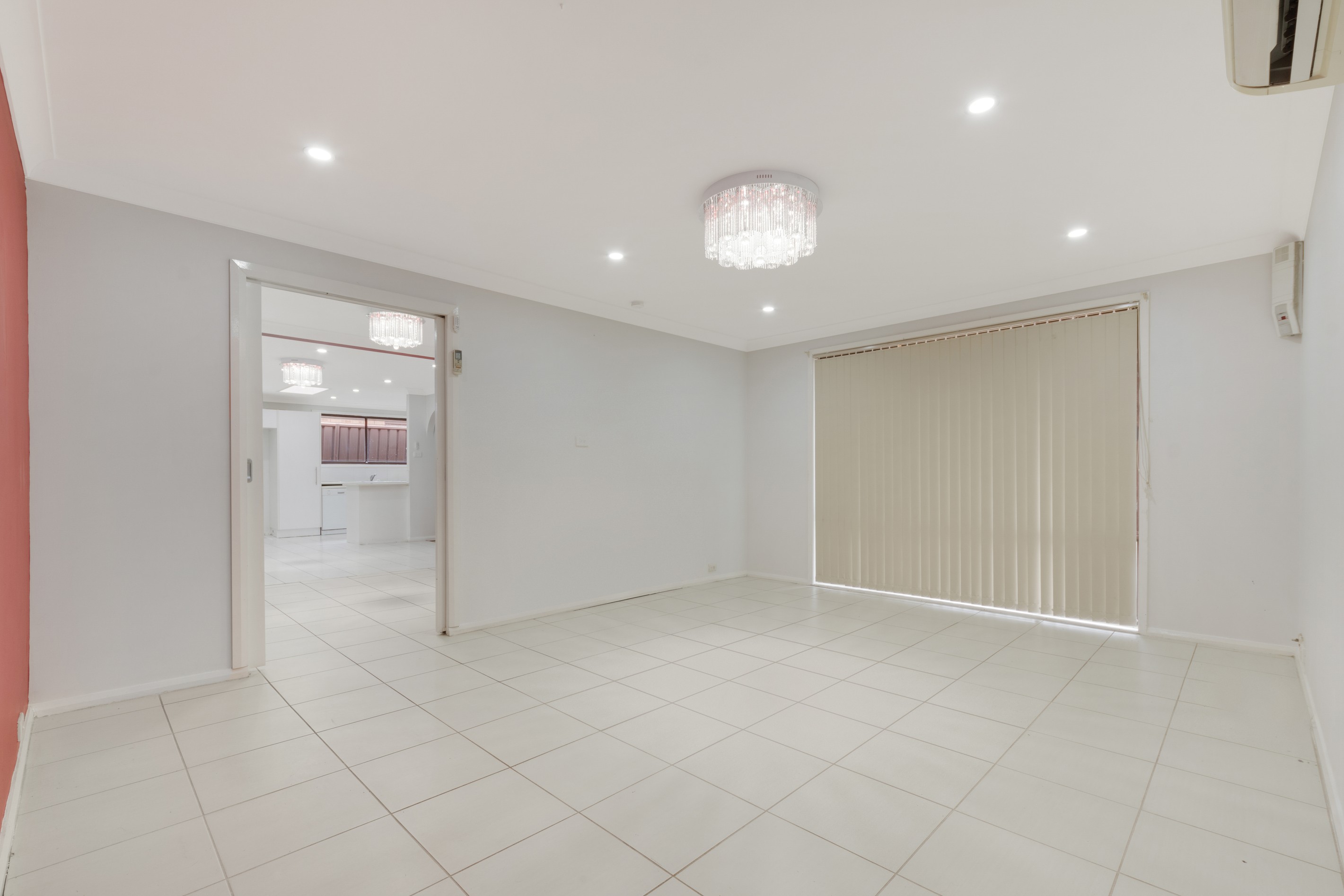 24 Glenshee Place, St Andrews, NSW 2566