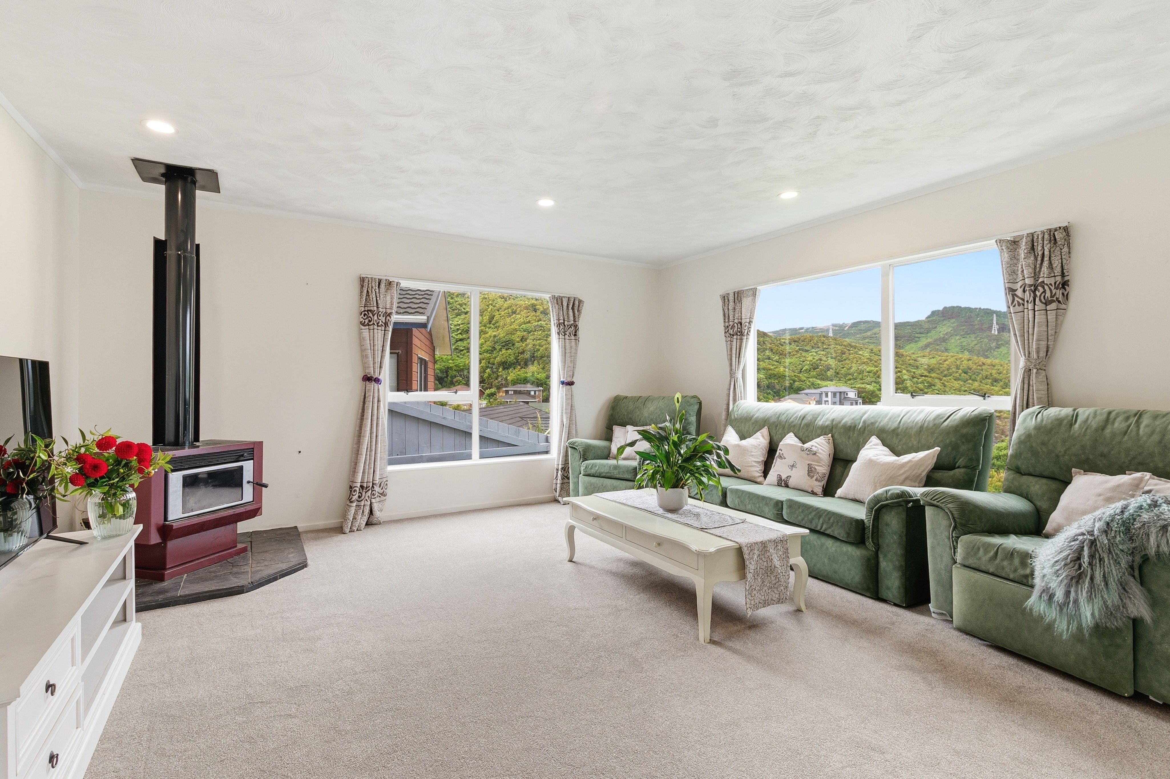 61A Woodhouse Avenue, Karori, Wellington City