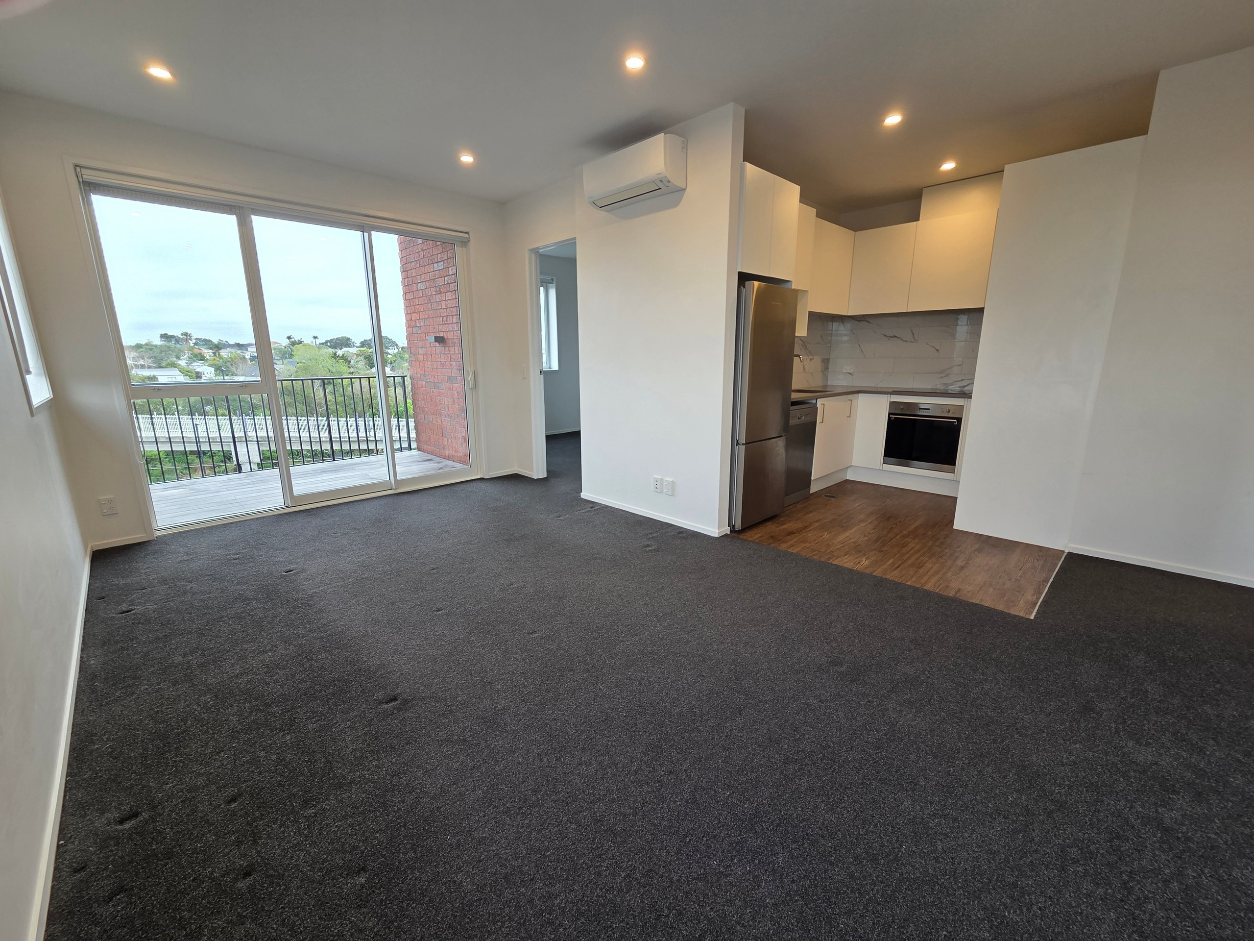 316/1A Soljak Place, Mount Albert, Auckland City