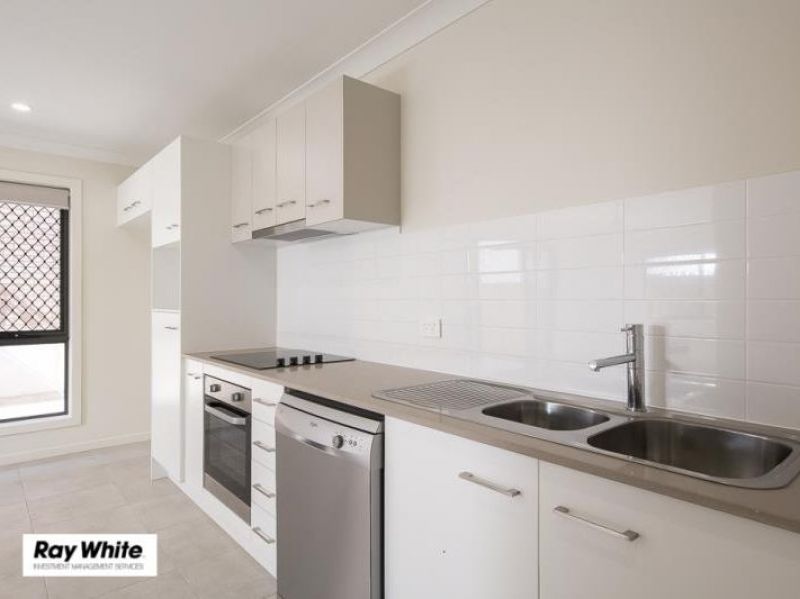 1/80 Lamington Drive, Redbank Plains, QLD 4301