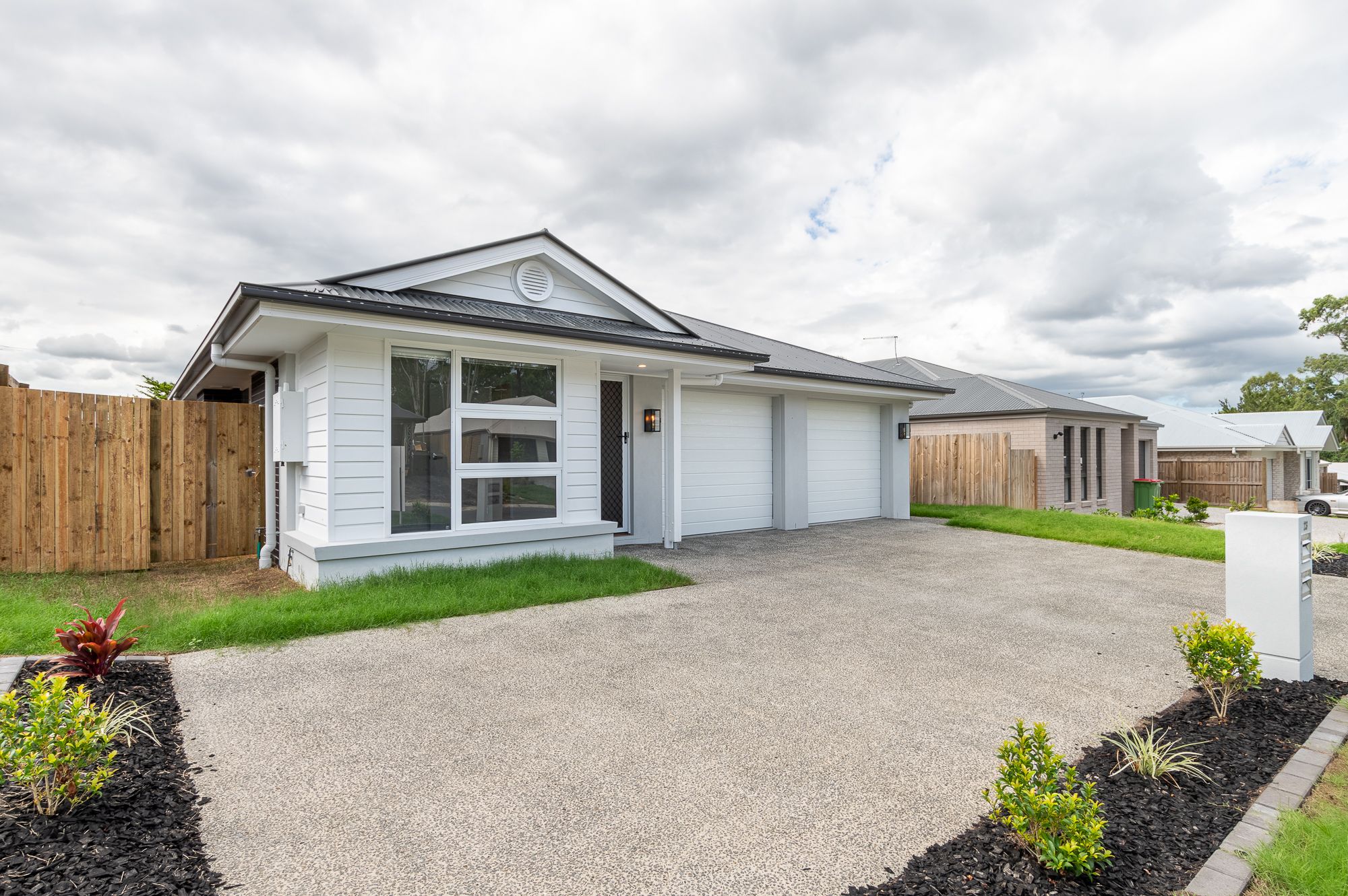 1/23 Carrick Place, Greenbank, QLD 4124