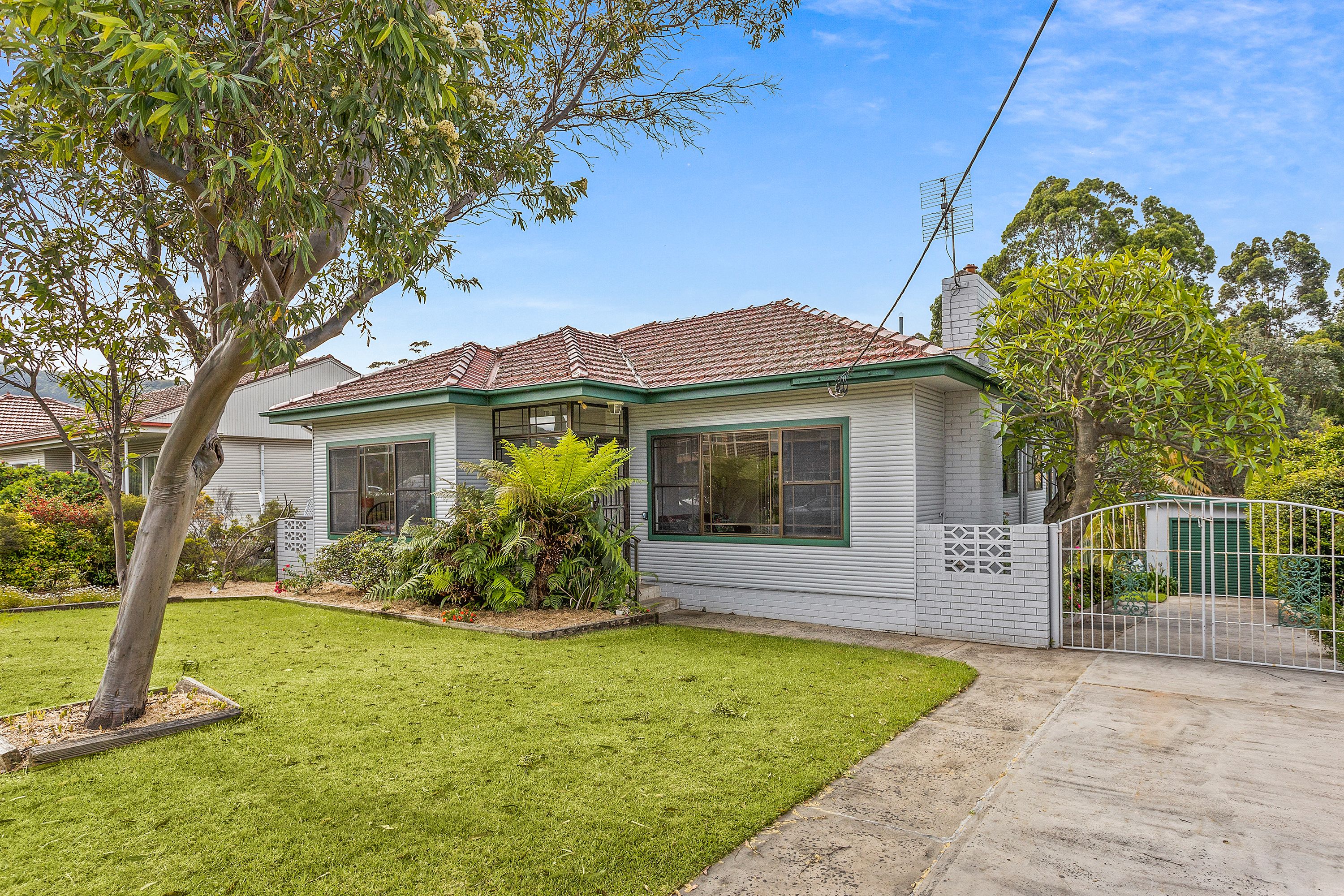22 Lombard Avenue , Fairy Meadow NSW 2519