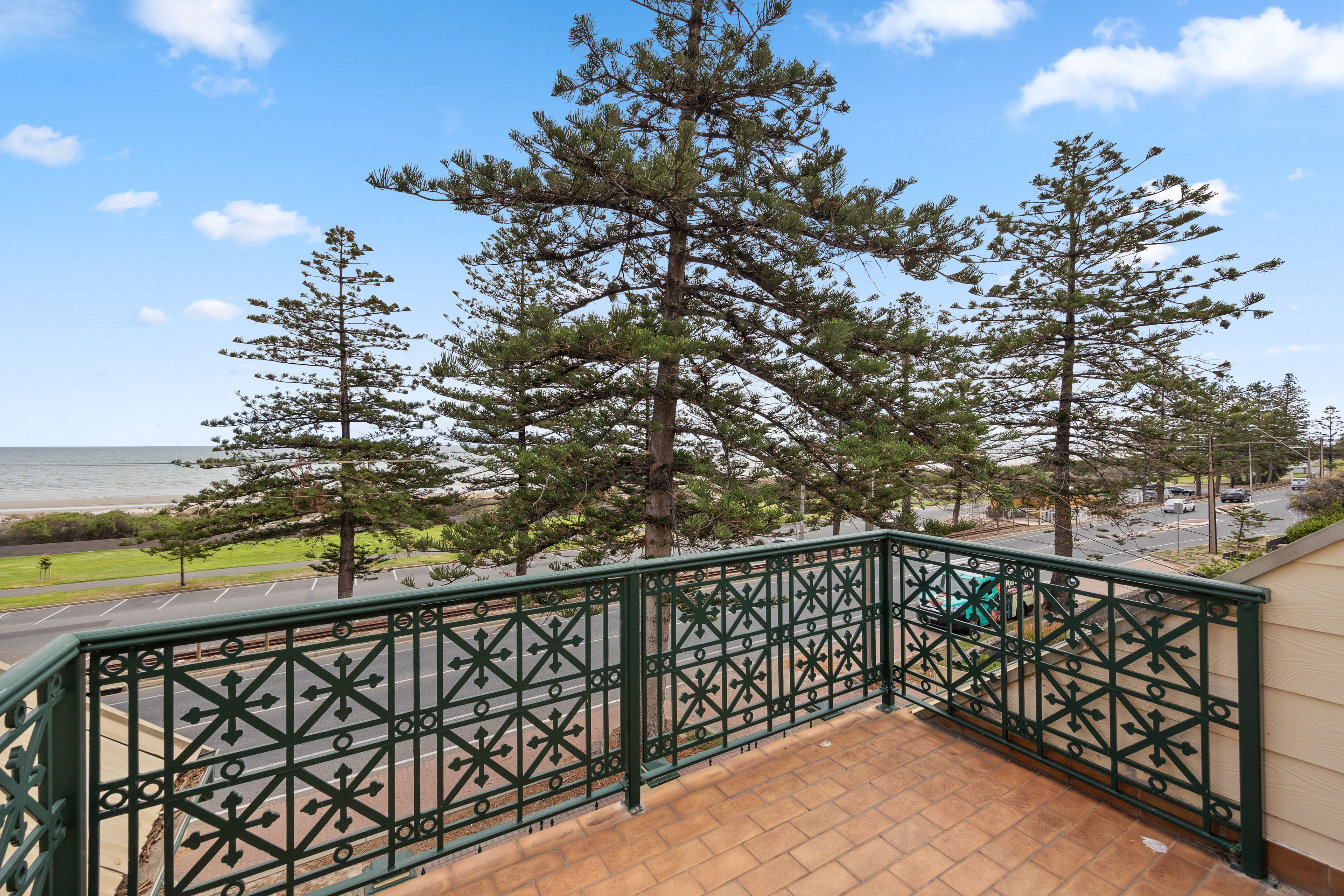 27 Esplanade — photo from Ray White Semaphore