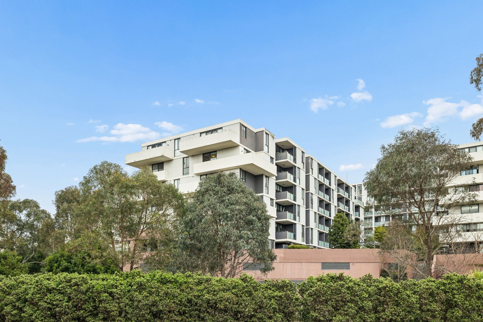 528/1 Vermont Crescent — photo from Ray White Riverwood