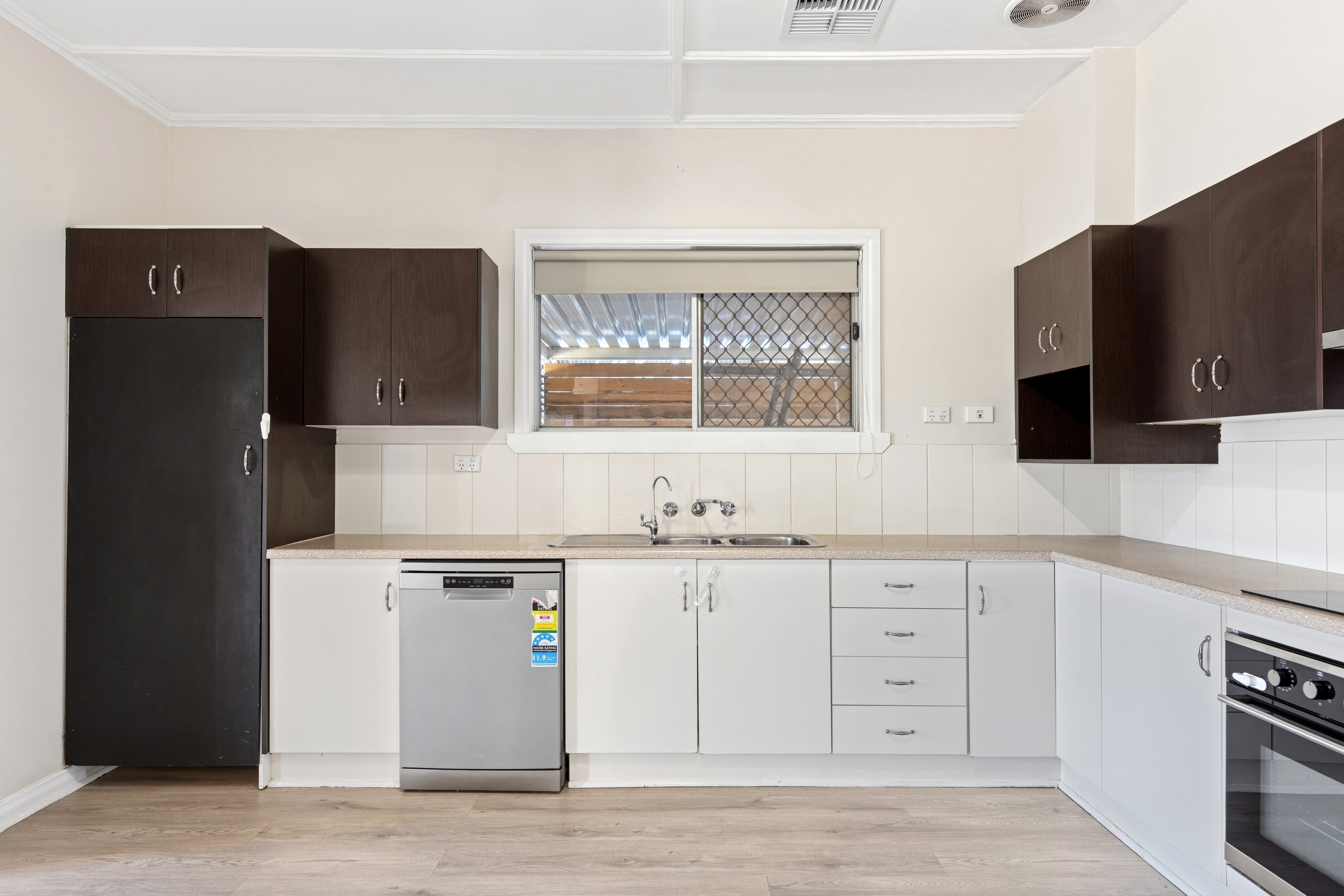 6 Gladstone Street, Murray Bridge, SA 5253