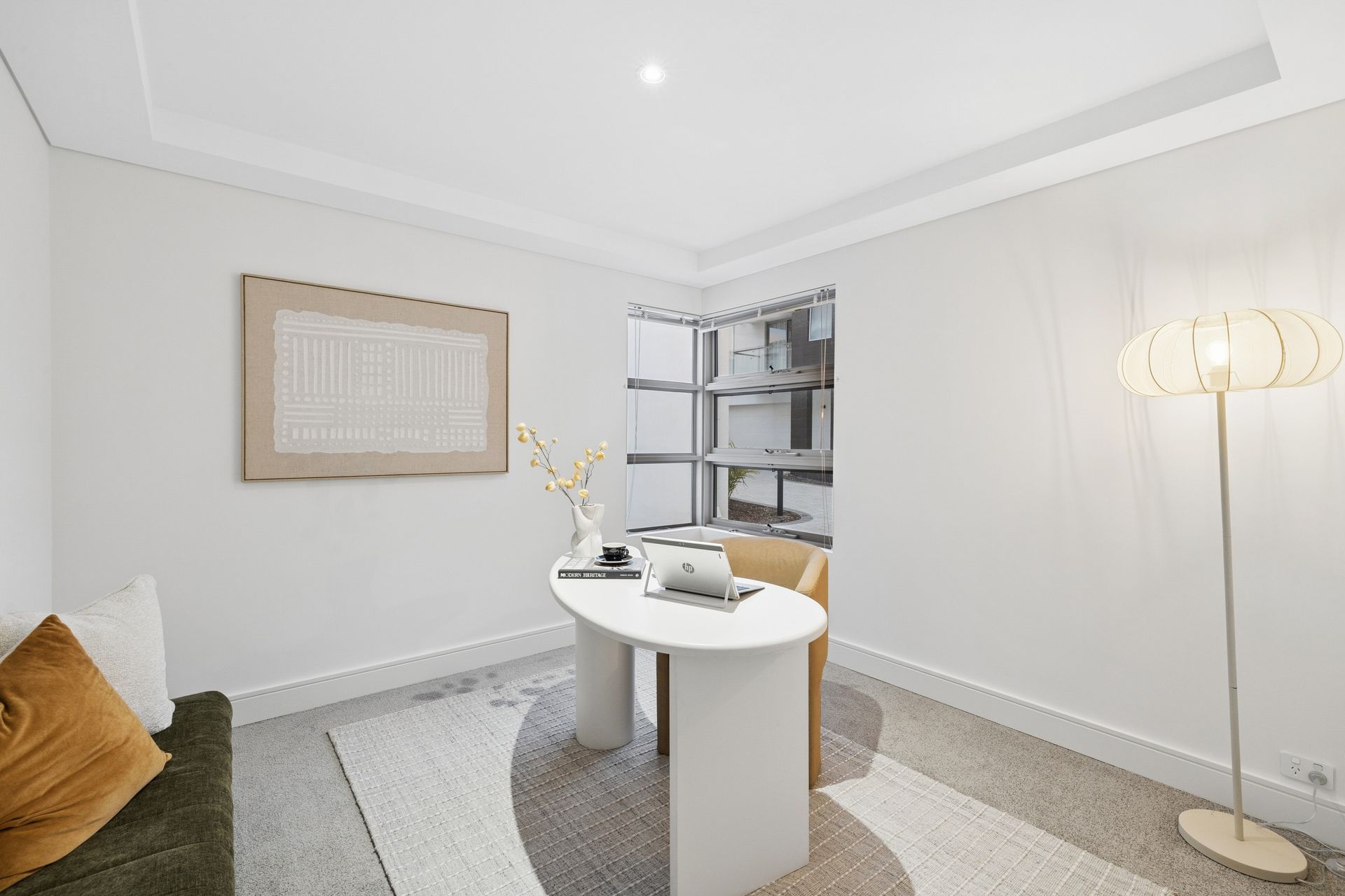 37C Tetworth Crescent — photo 10 of 30
