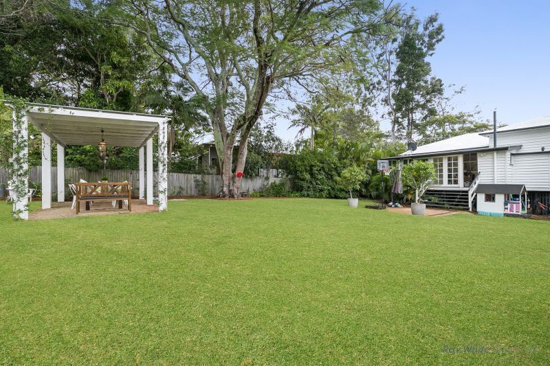 101 Martindale Street, Corinda, QLD 4075