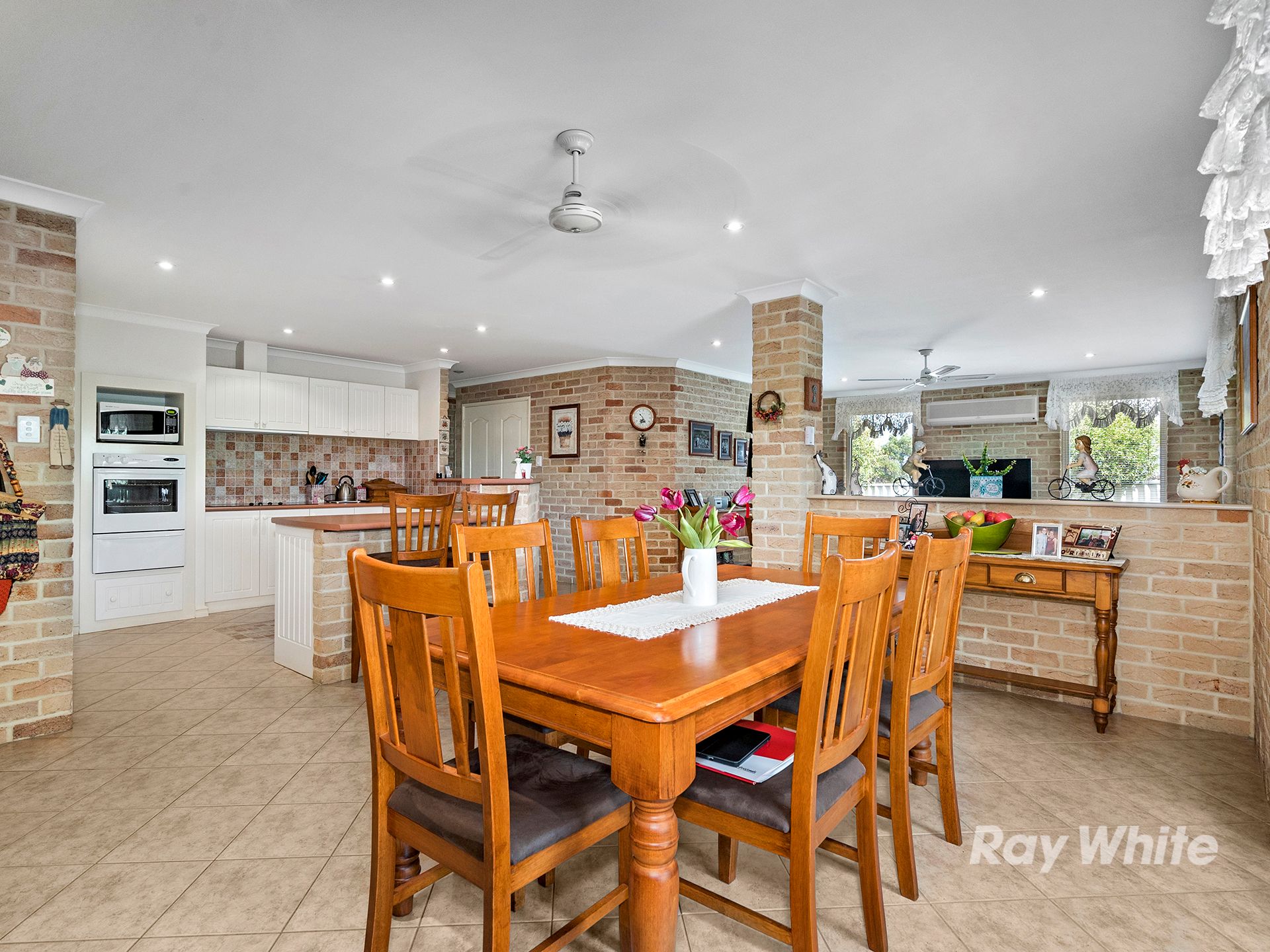 1 Grosvenor Close, Woorree, WA 6530