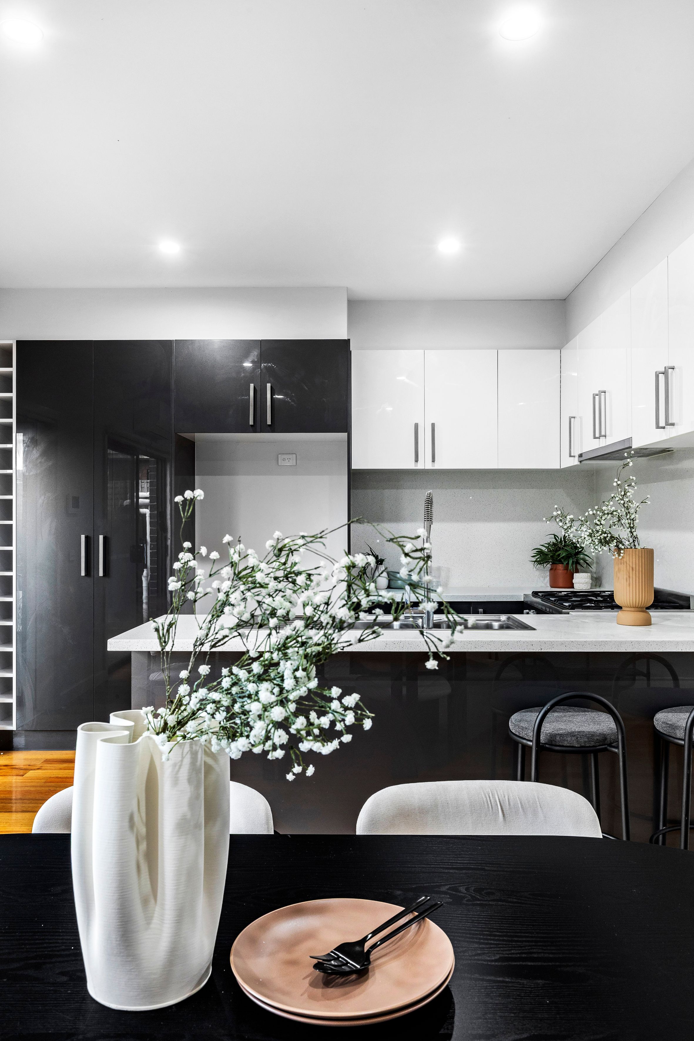 3/33 Kennedy Street — photo 8 of 17