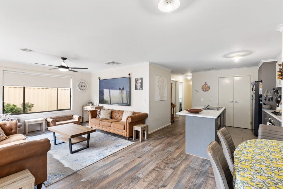 8 Bolton Street, Sebastopol, VIC 3356