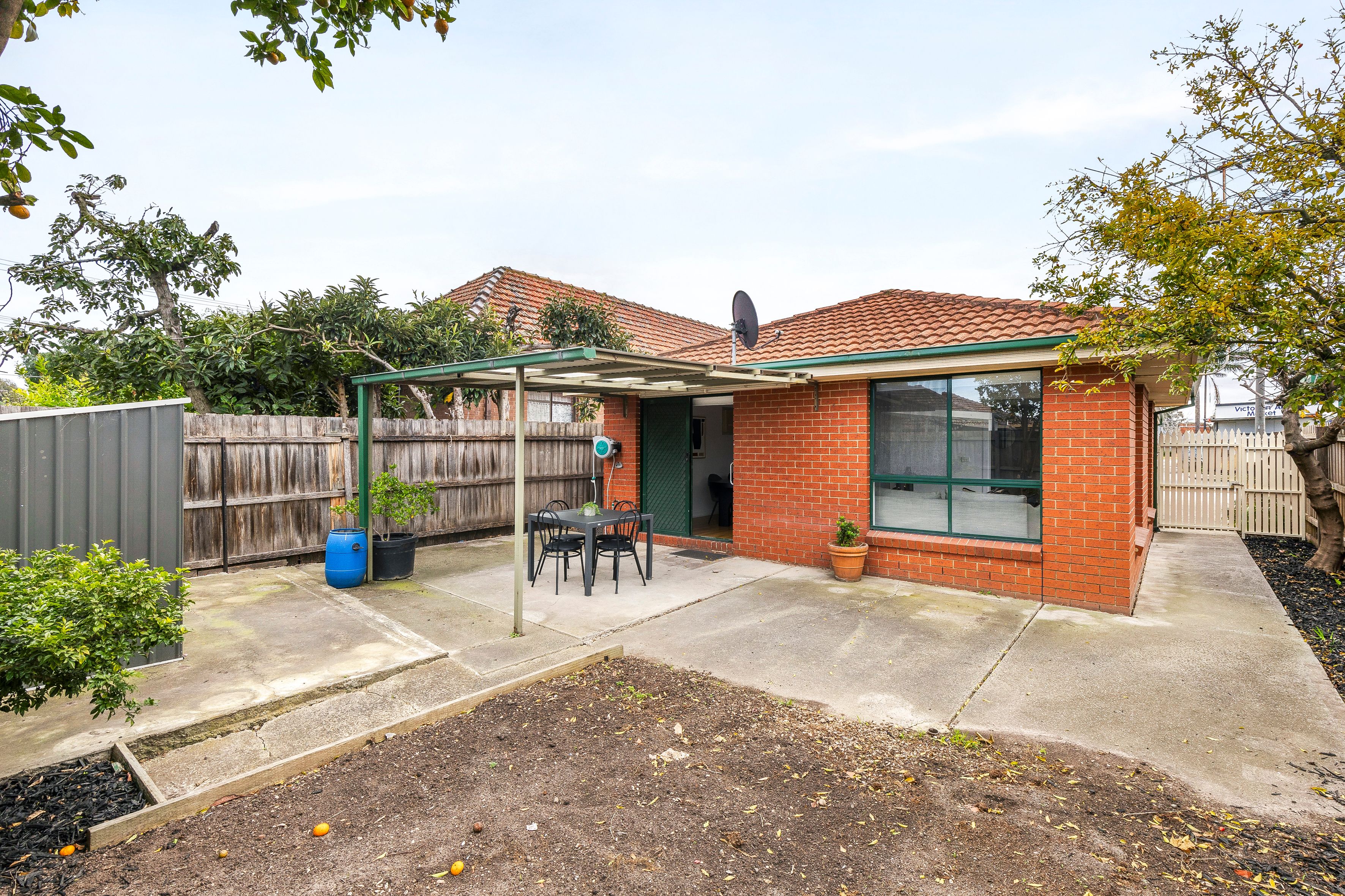 27 Bakers Road — photo 15 of 16