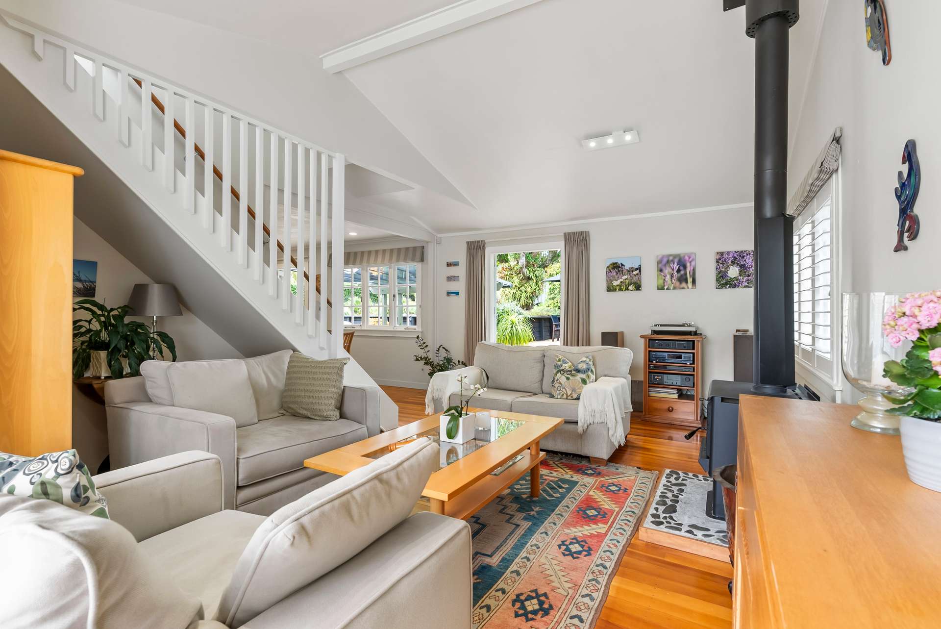 11 Bromley Place photo 3