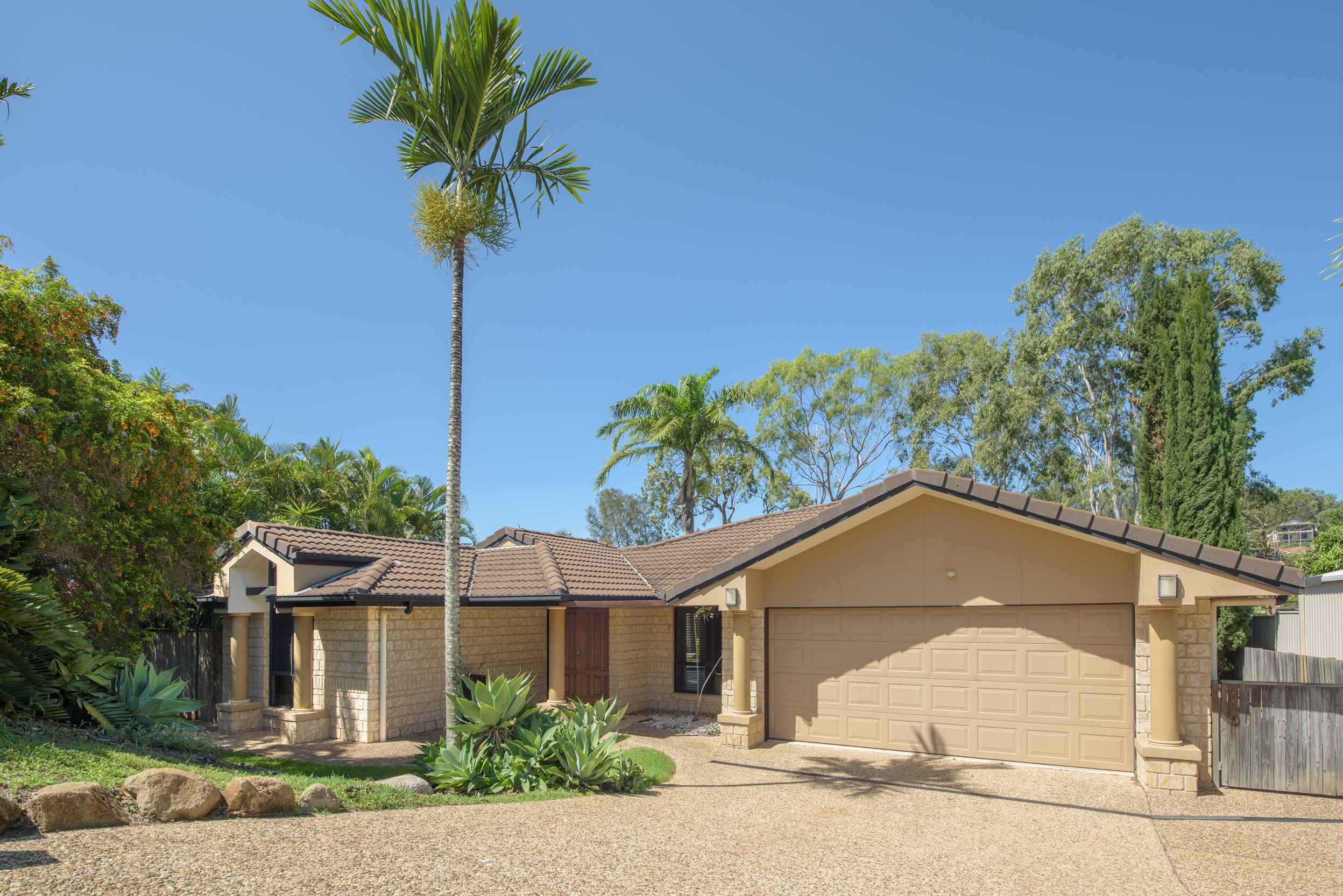 173 J Hickey Avenue, Clinton, QLD 4680