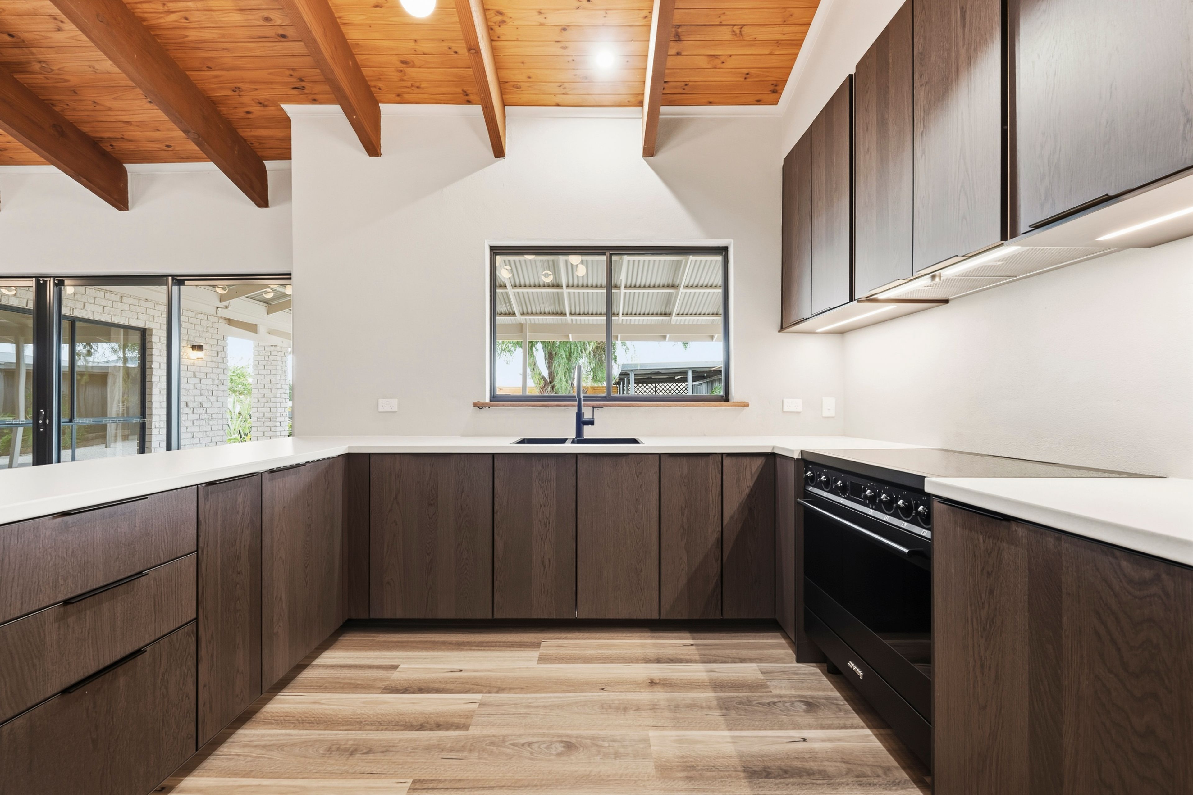 142 Bay Road — photo 3 of 30