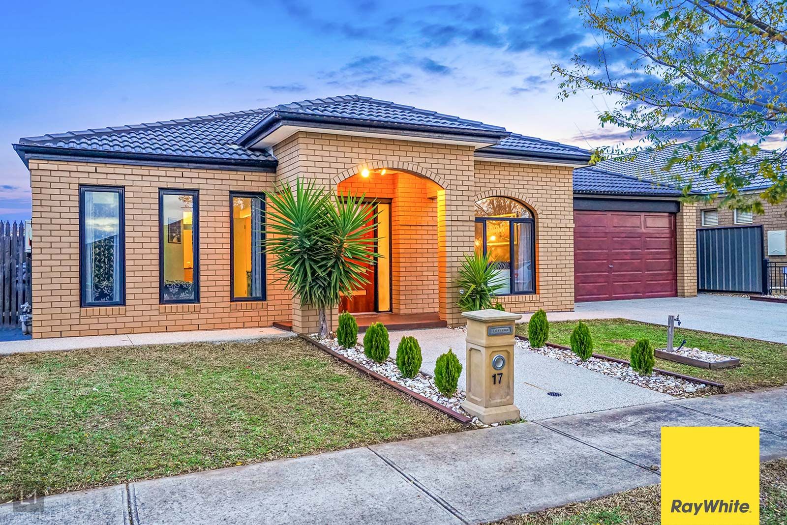 17 Kerlin Crescent, Tarneit, VIC 3029