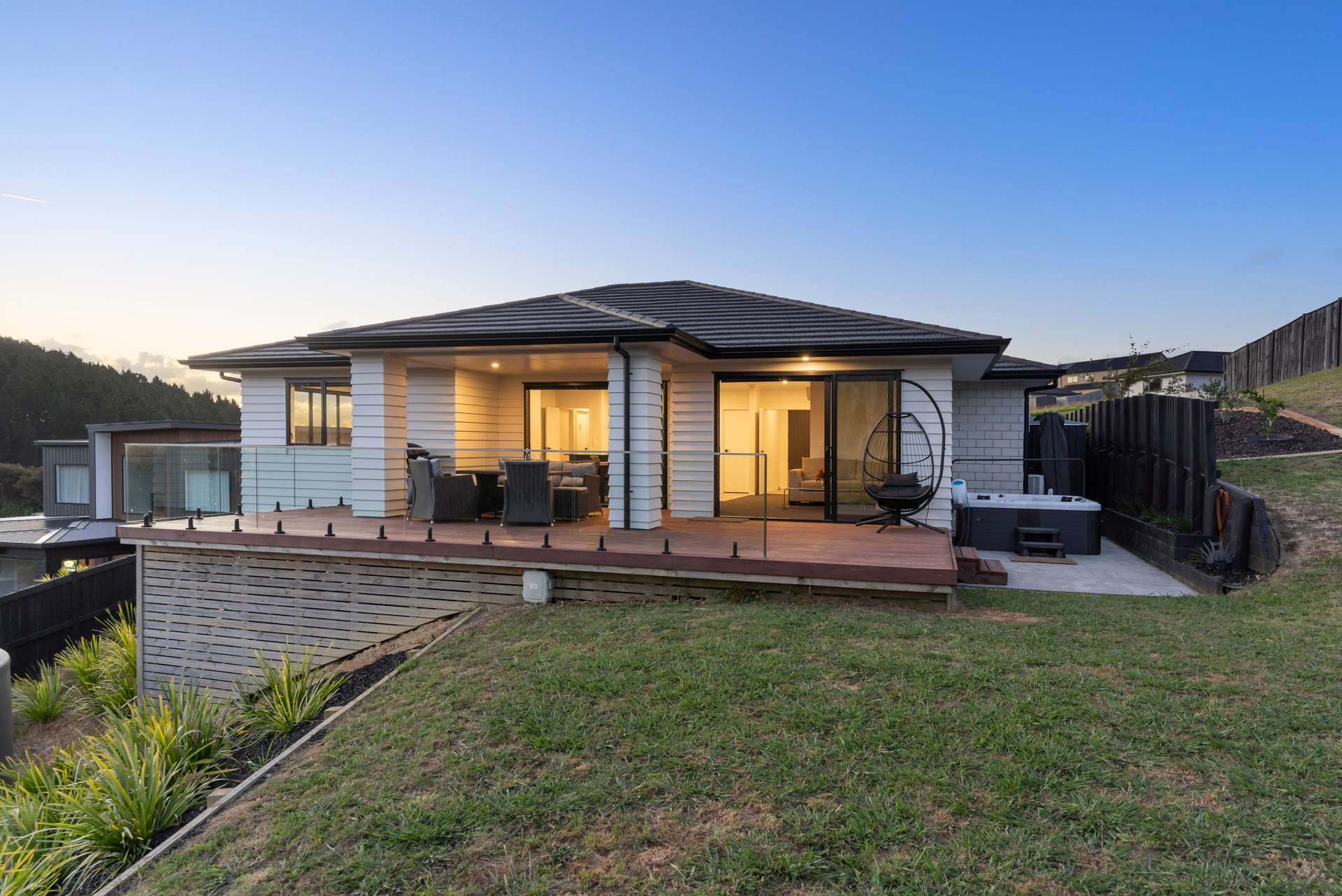 12 Eckford Lane photo 1
