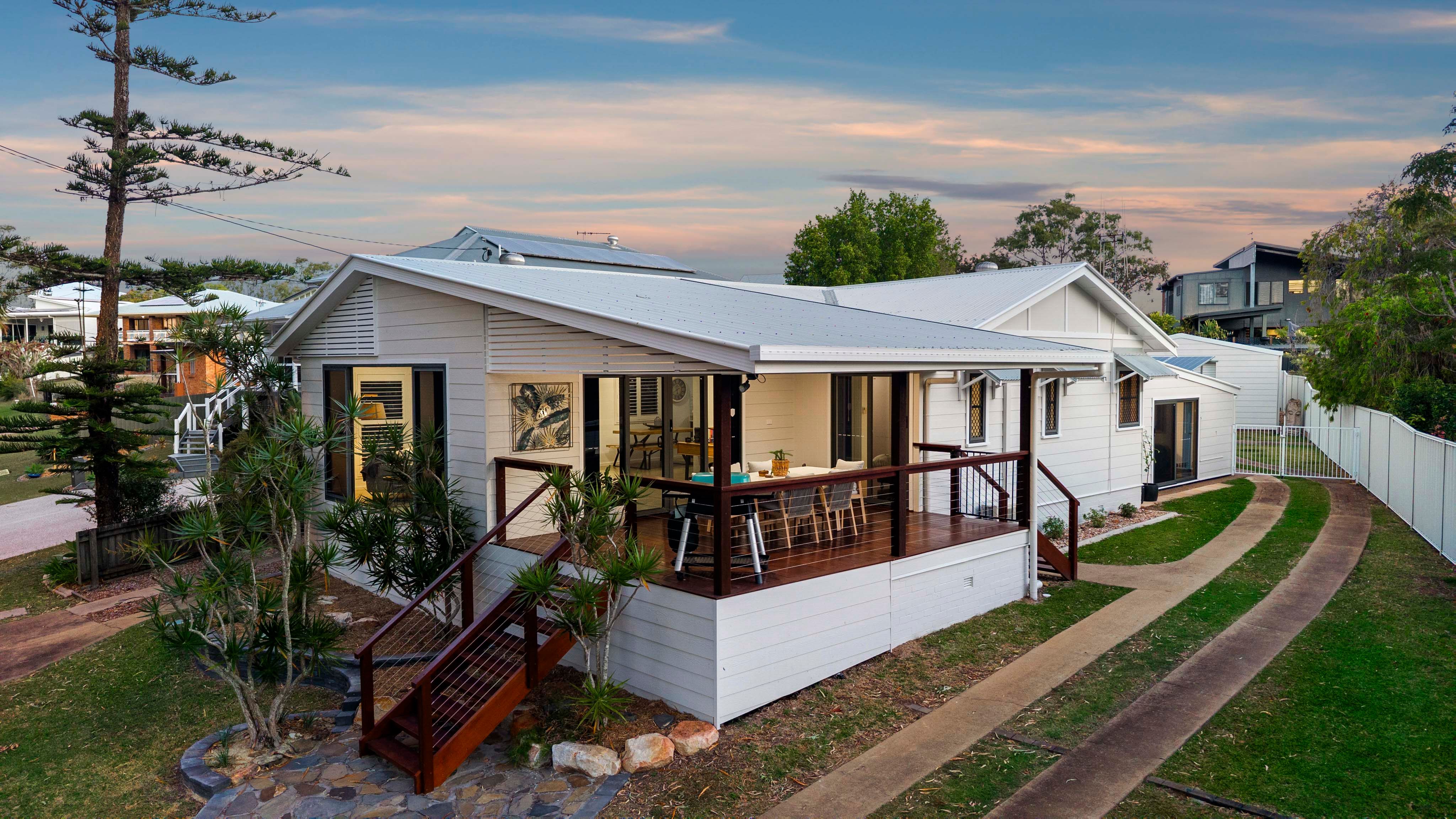 10 Esplanade — photo from Ray White Hervey Bay