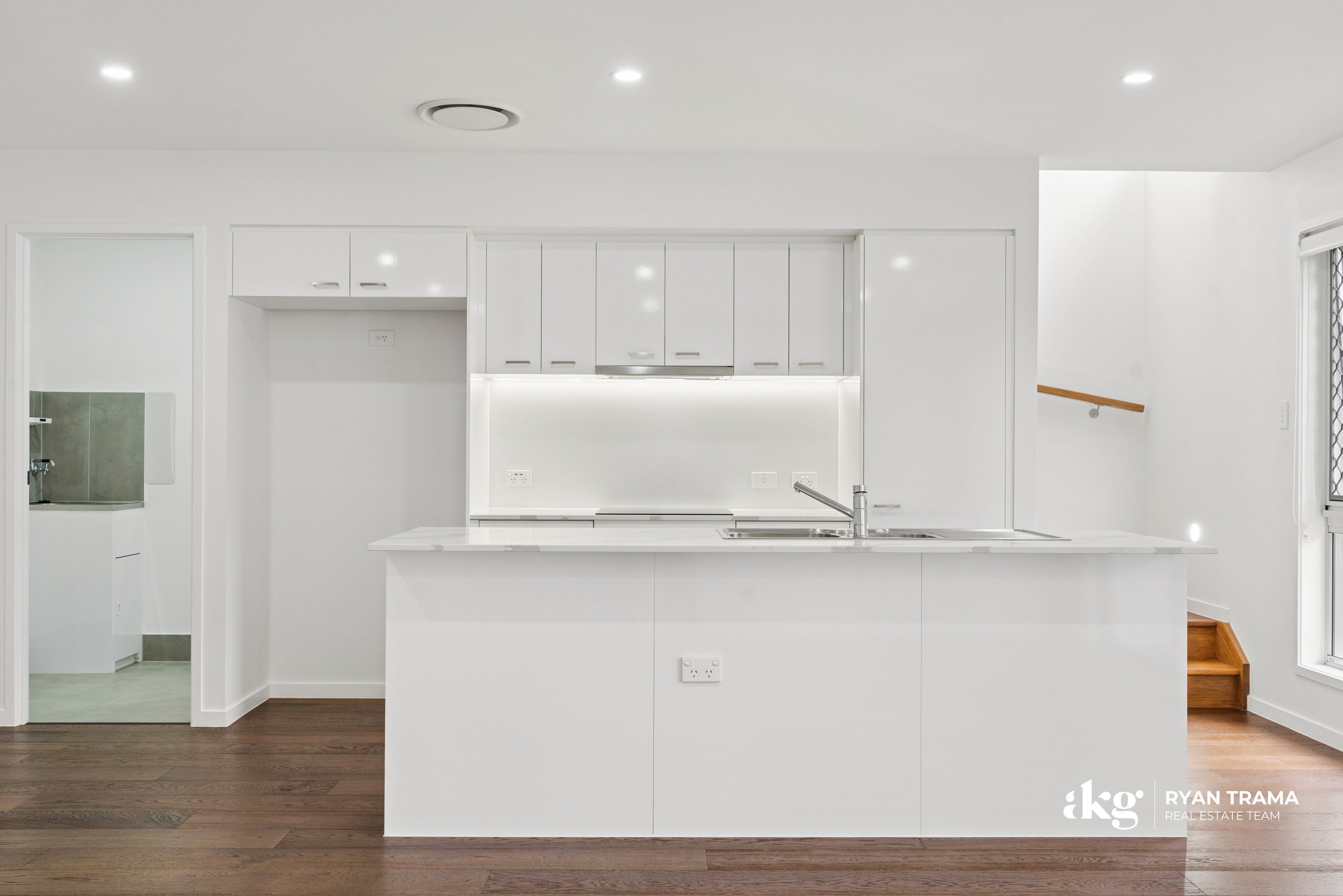 30/26 Elizabeth Street — photo 7 of 23