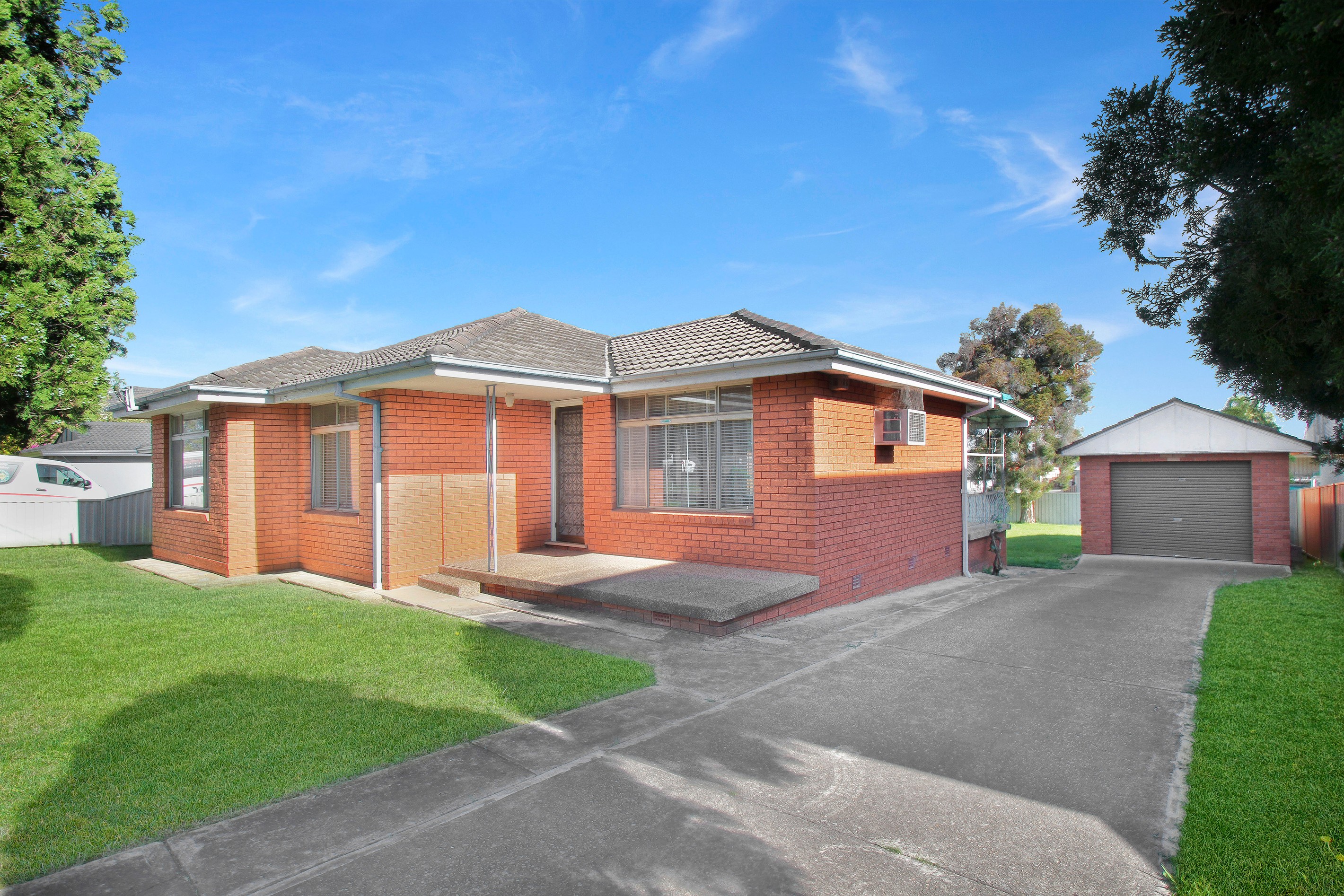 8 Brown Street, Smithfield, NSW 2164