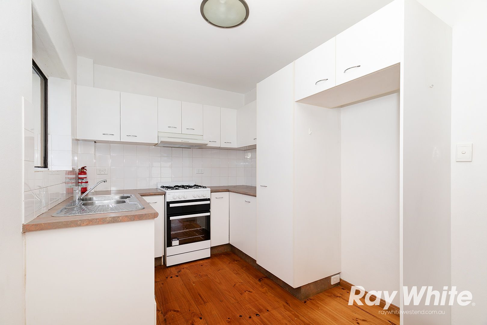 1/10 Fifth Avenue, Kedron, QLD 4031