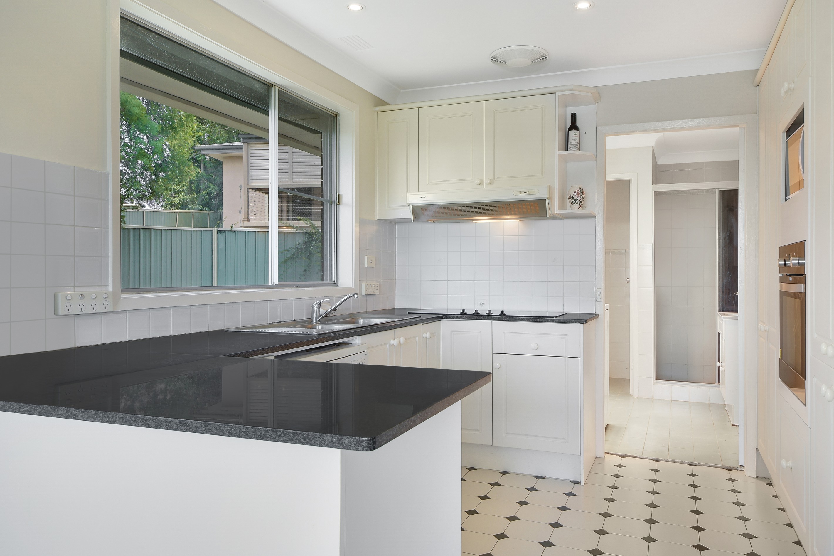 18 Bourke Place, Camden South, NSW 2570