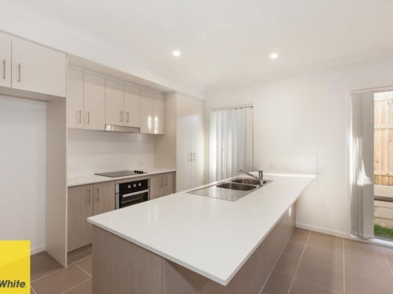 24 Tribeca Circuit, Coomera, QLD 4209