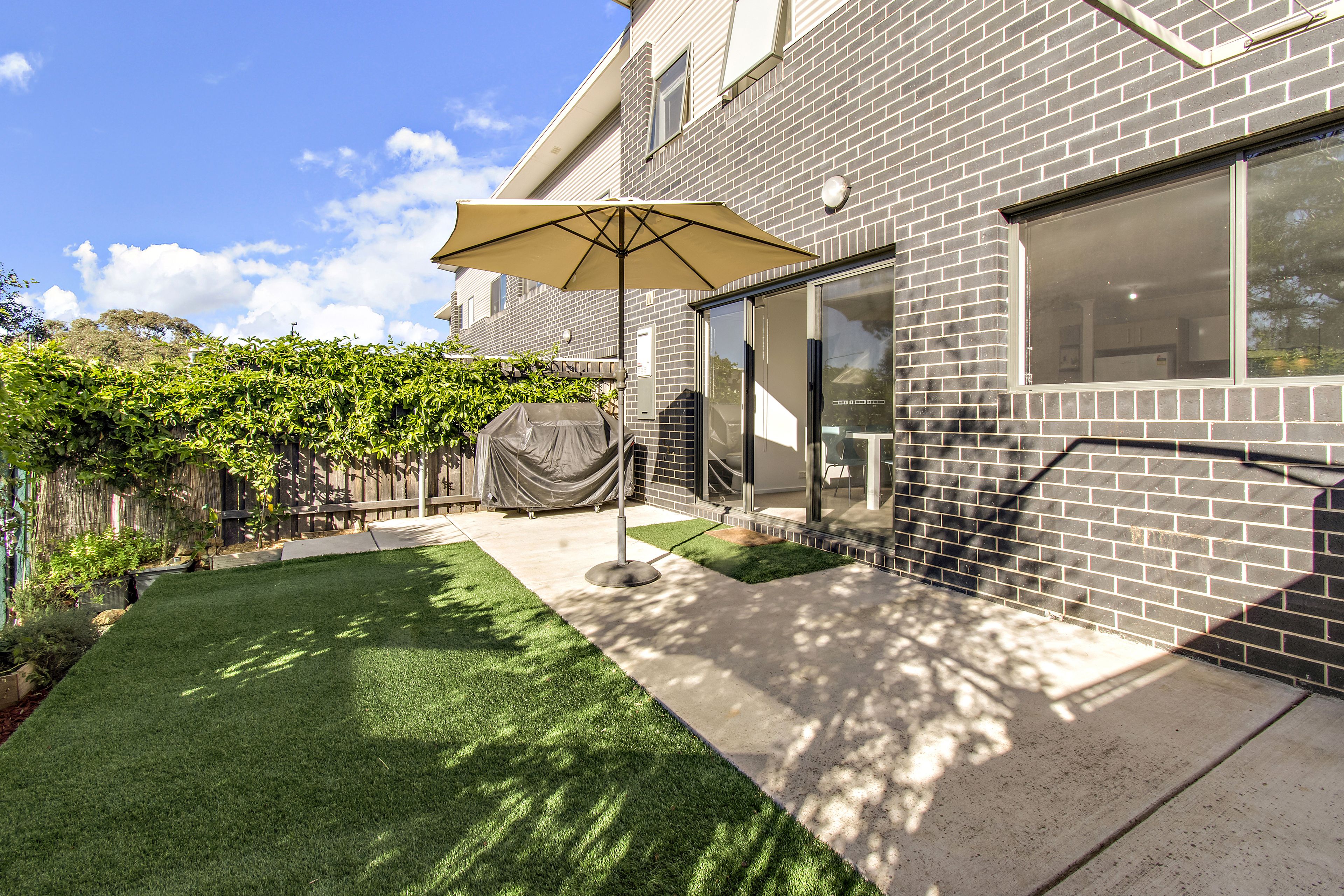 8/4 Annie Douglas Street, CASEY, ACT 2913