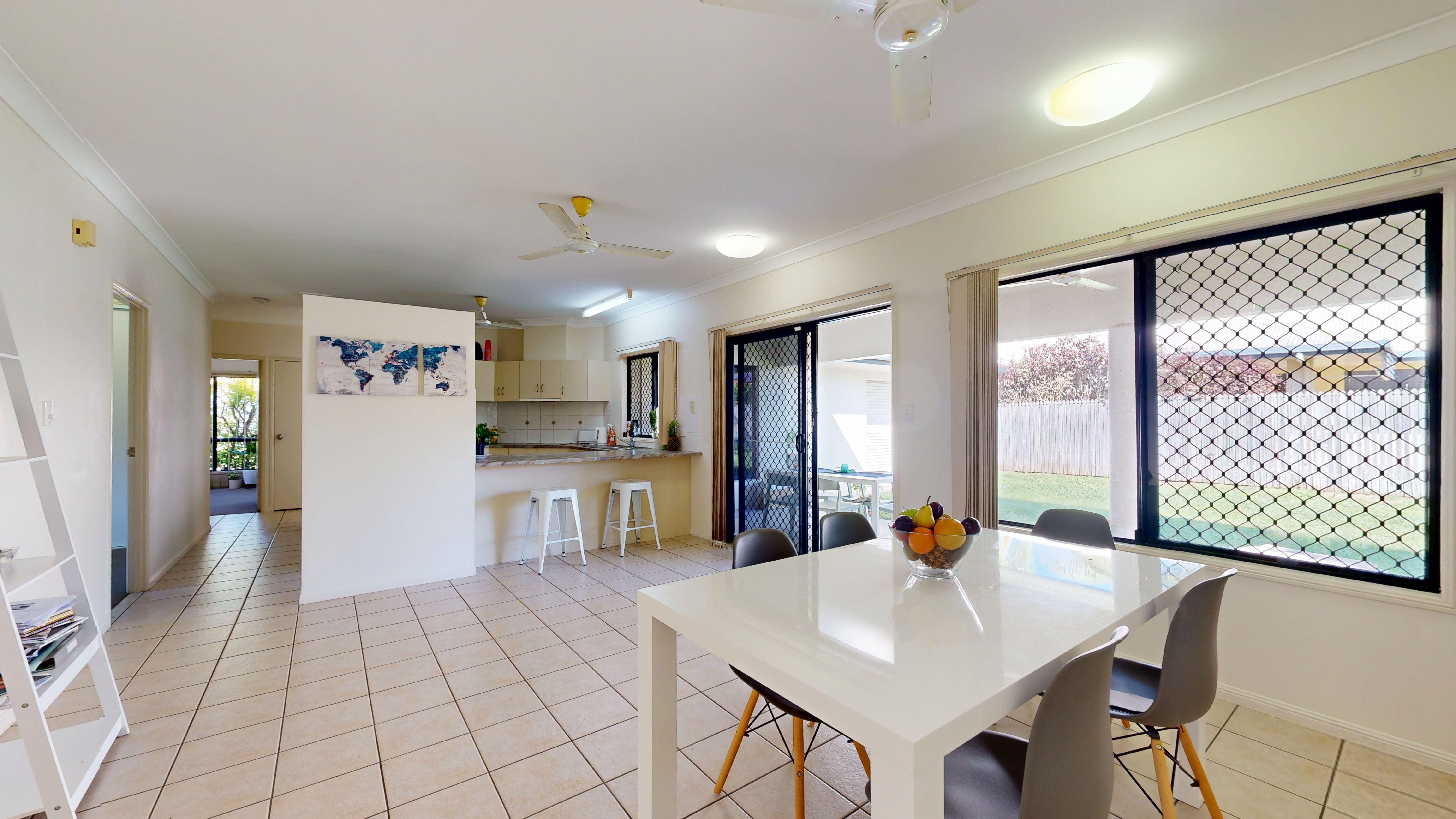 47 Regatta Crescent — photo 10 of 18