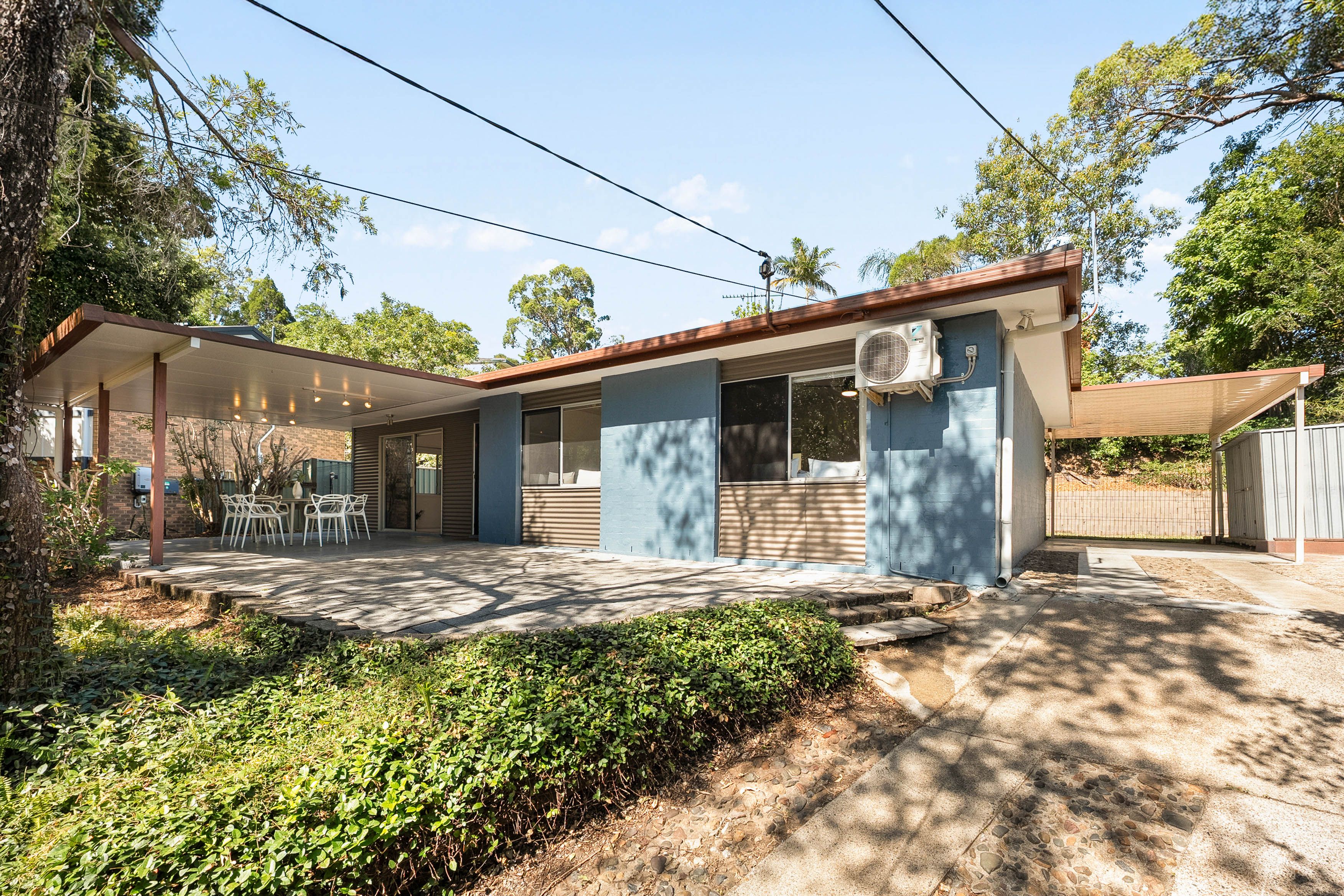 9 Tucker Street, Chapel Hill QLD 4069