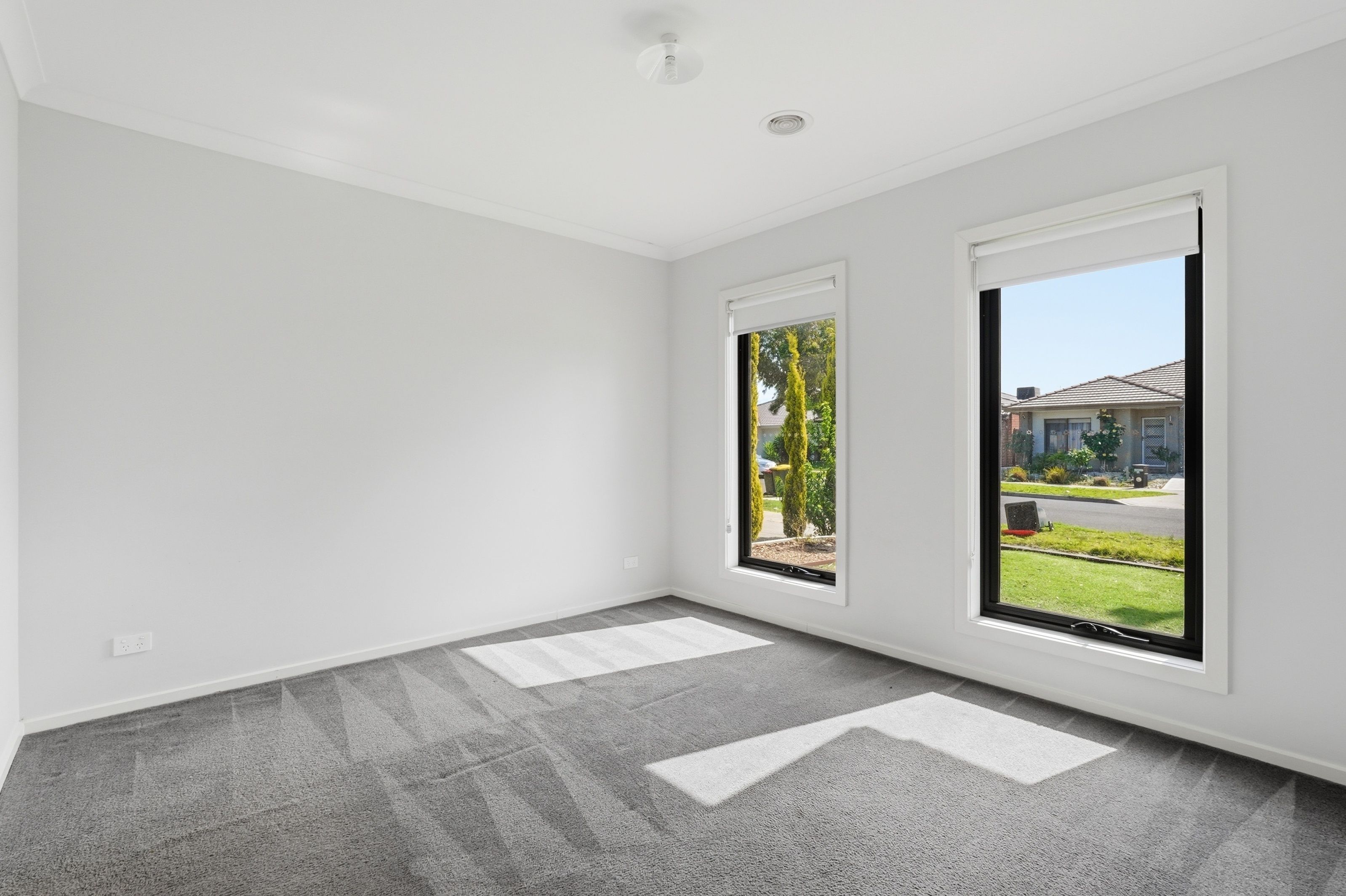 15 Cygnet Avenue — photo 6 of 11