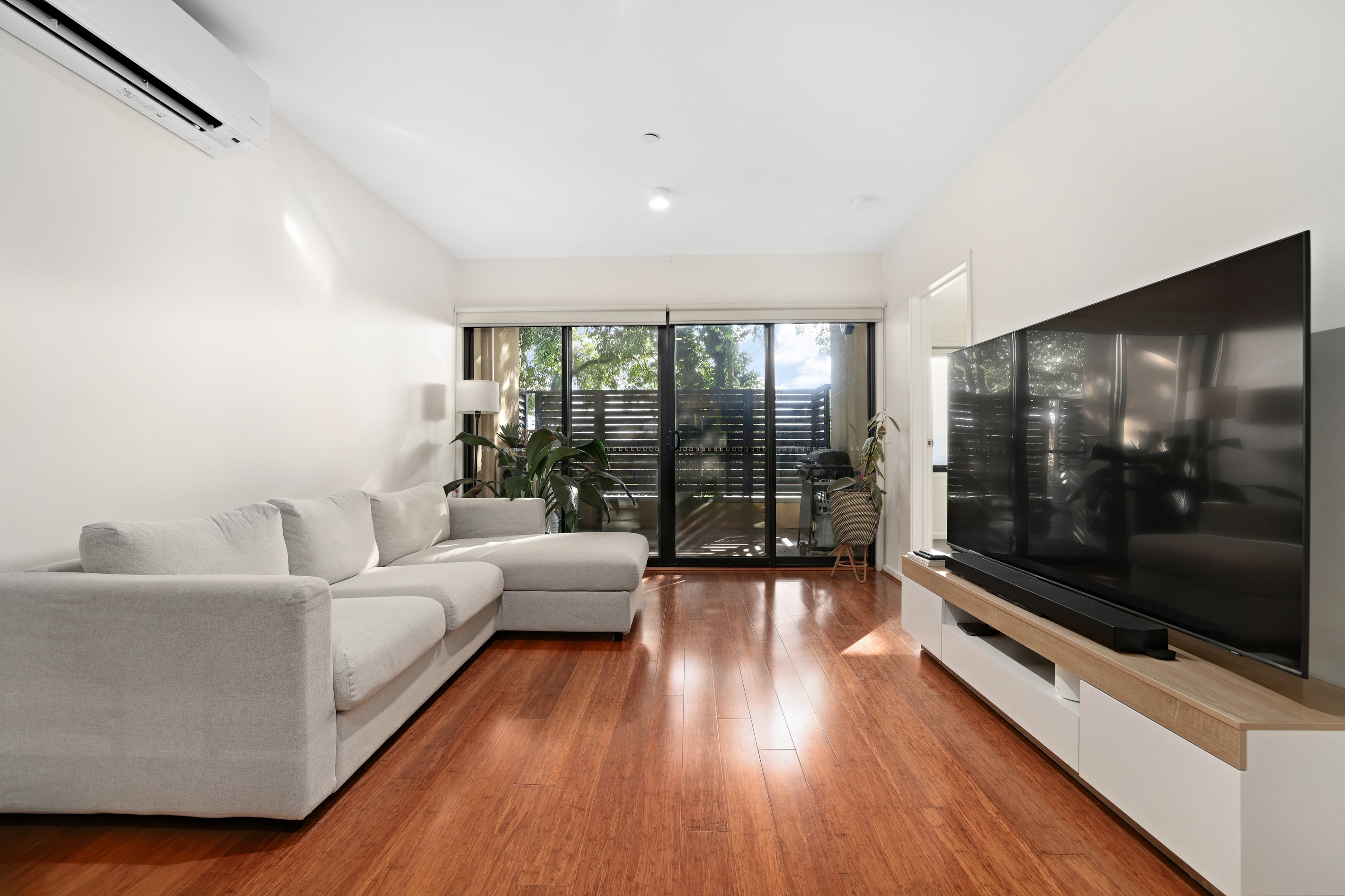 112/569 Whitehorse Road, Mitcham, VIC 3132