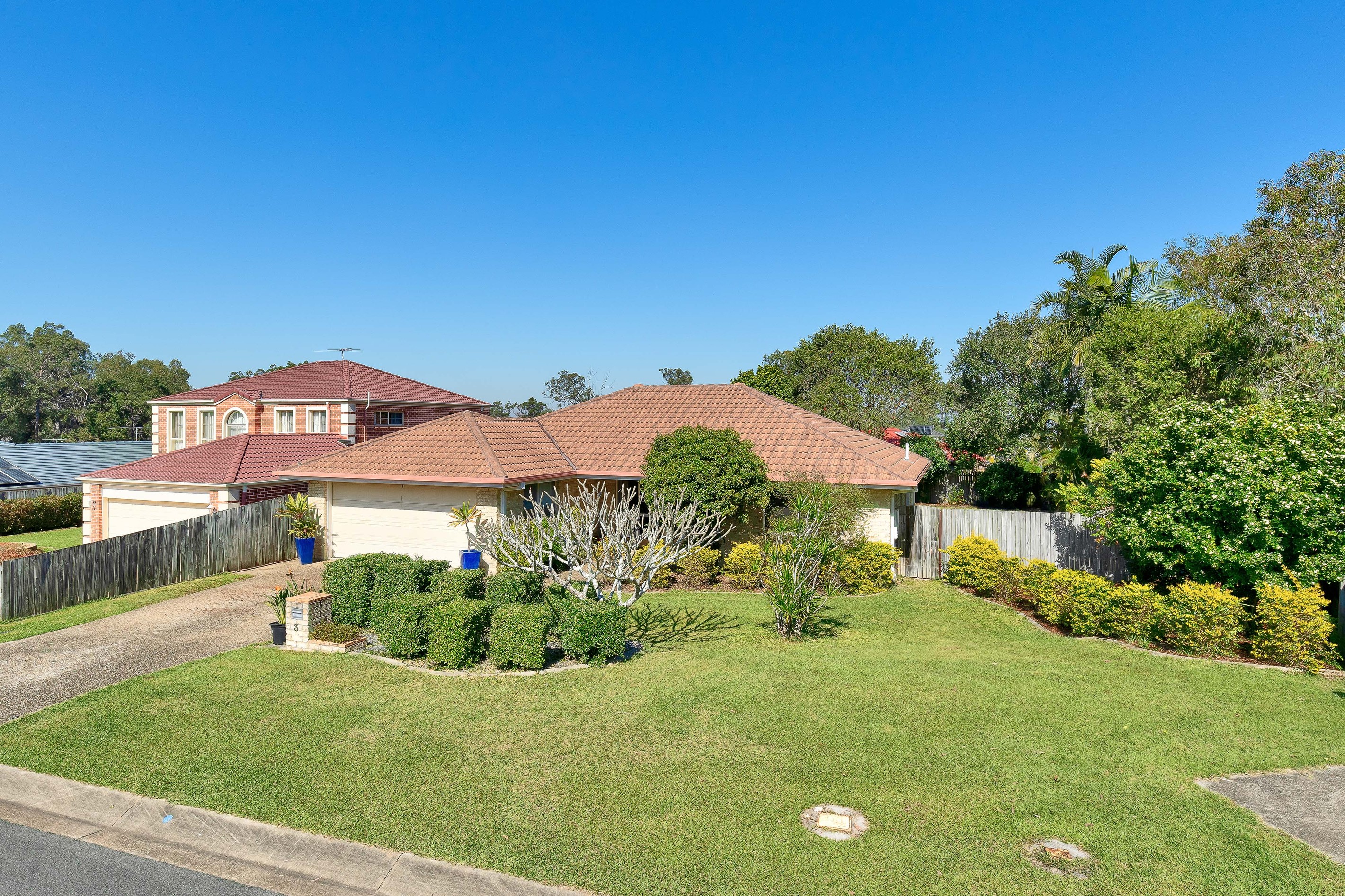 3 Carmel Place, Calamvale, QLD 4116