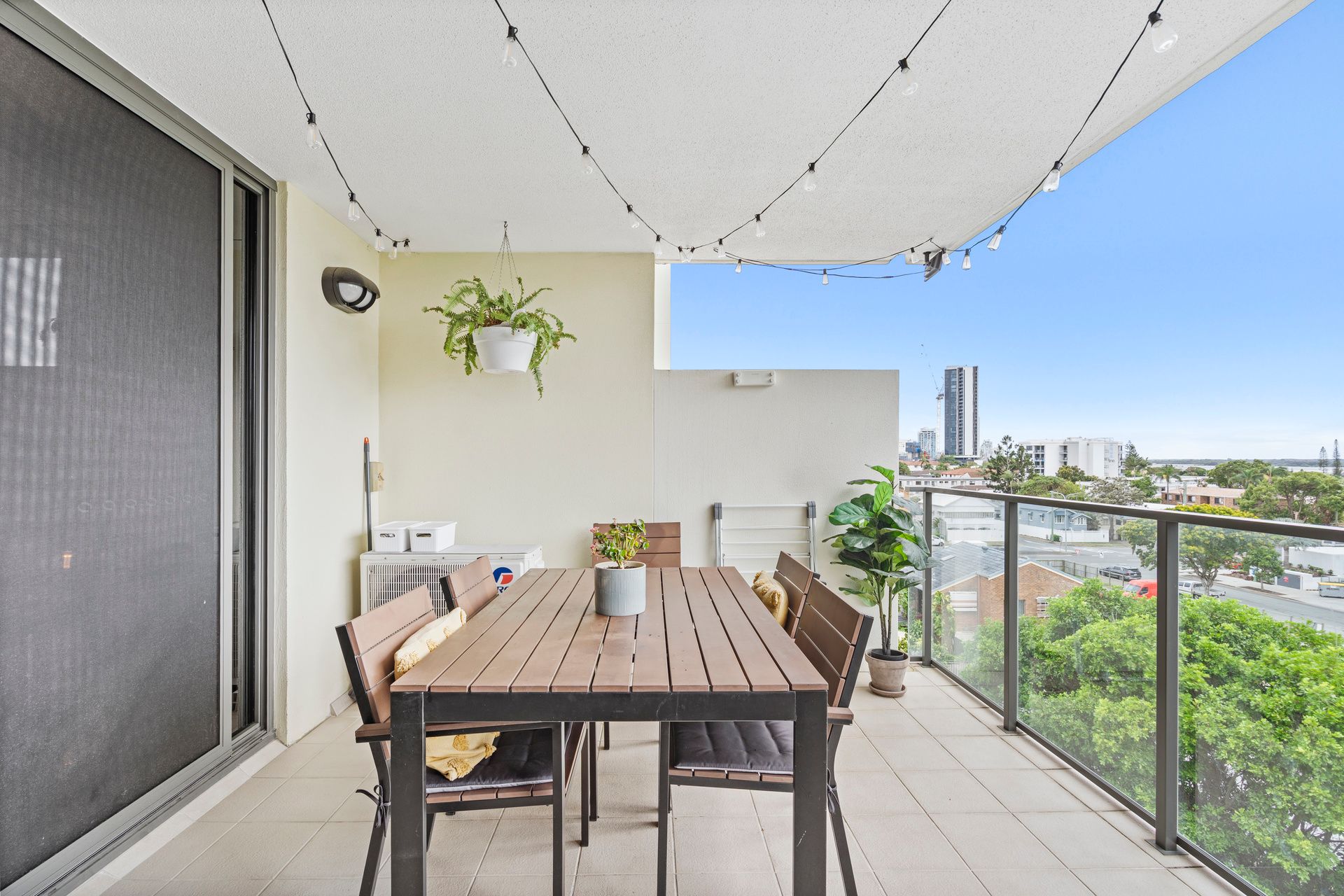 53/171 Scarborough Street, Southport, QLD 4215