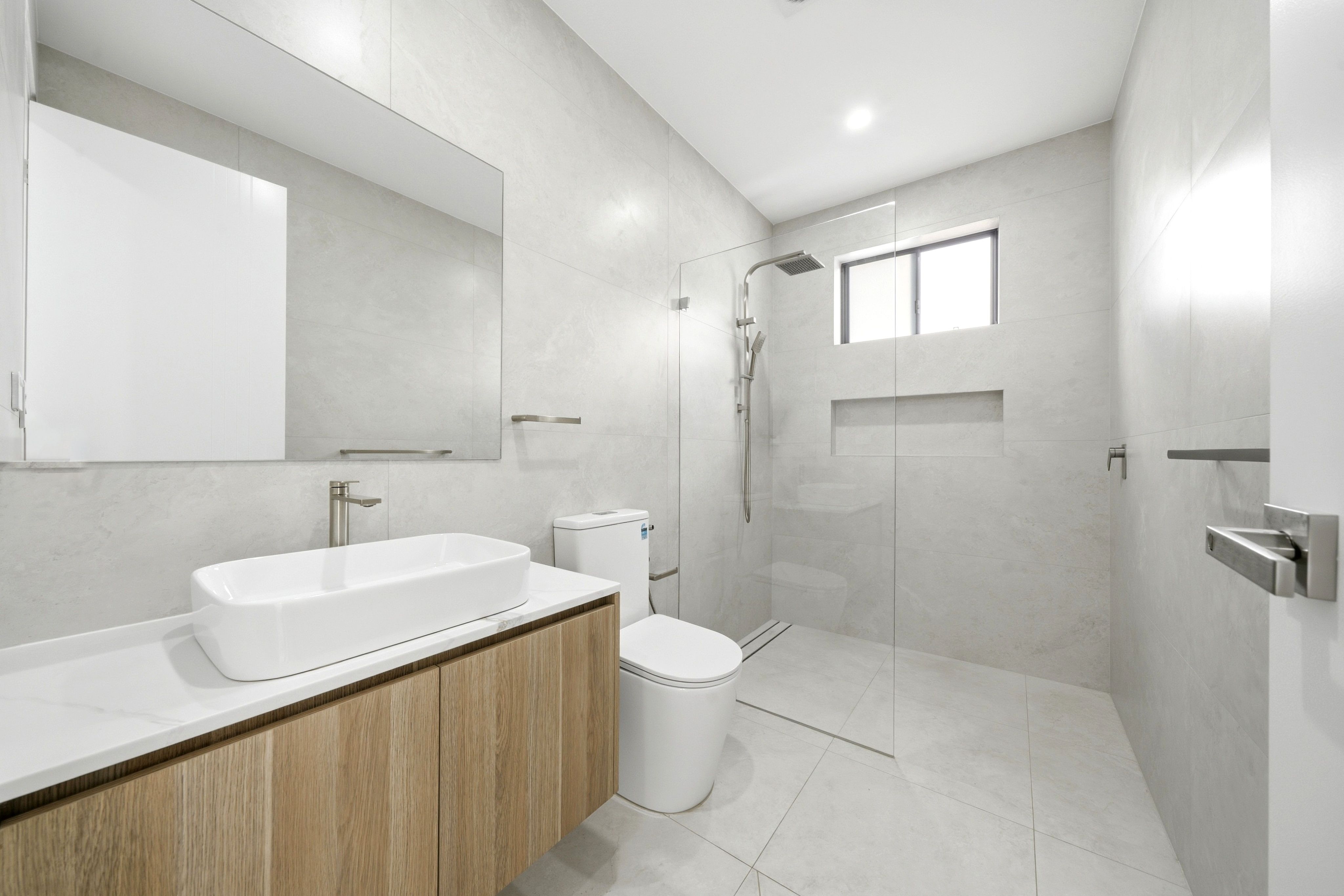 217B Victoria Street — photo 12 of 20