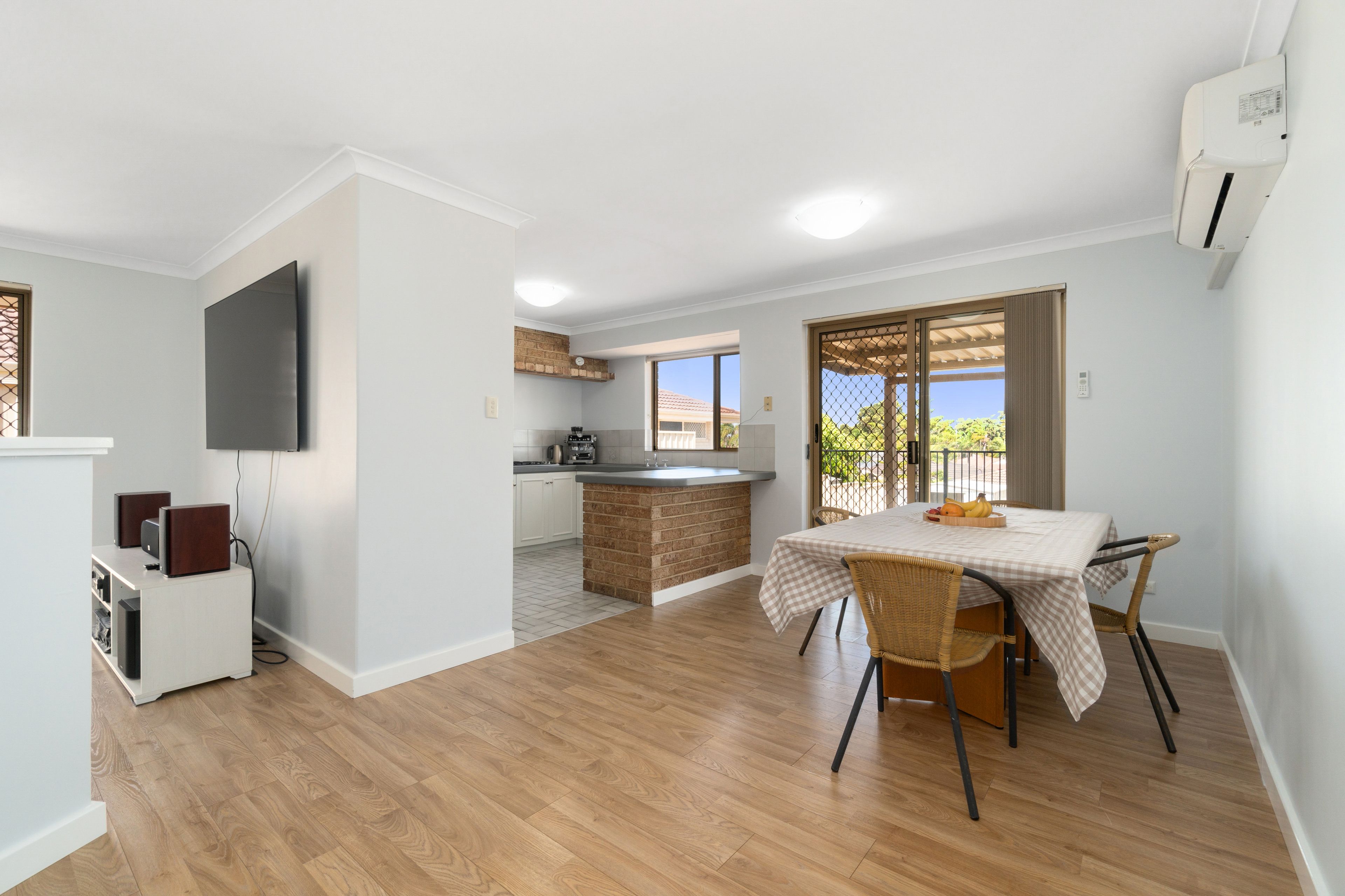 26 Ottawa Crescent, Beechboro, WA 6063