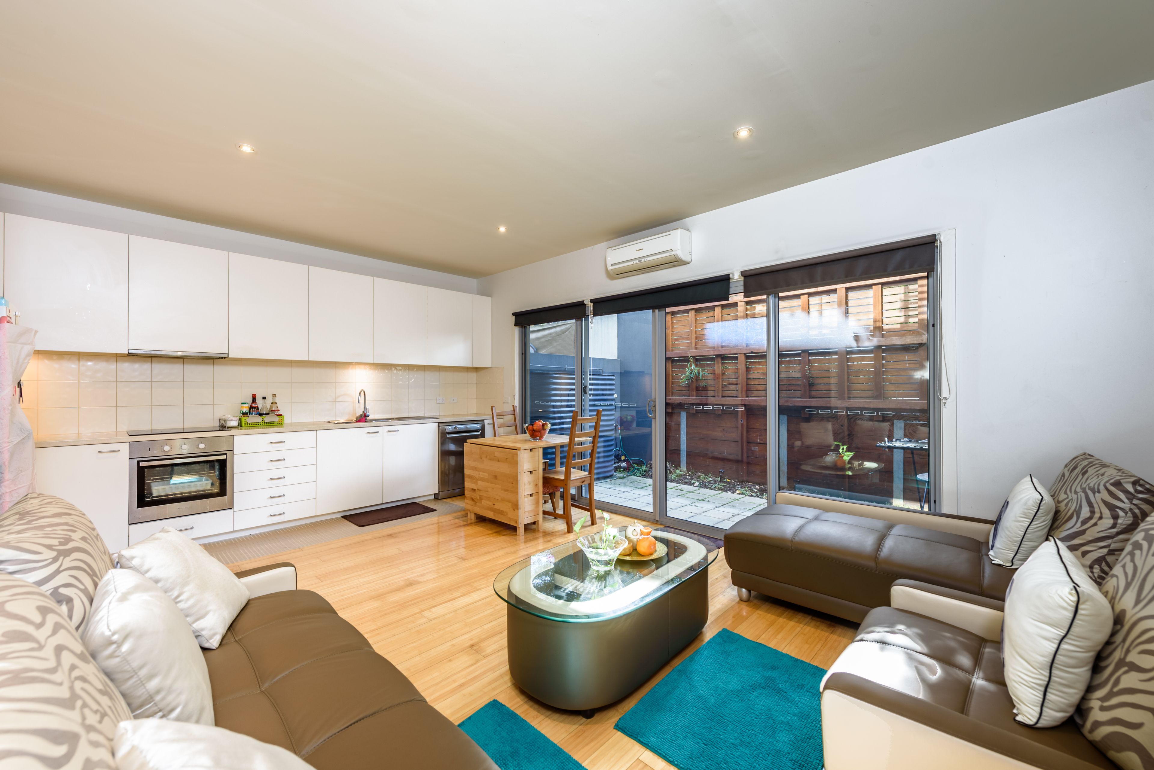 4 Grasstree Way, Bundoora, VIC 3083