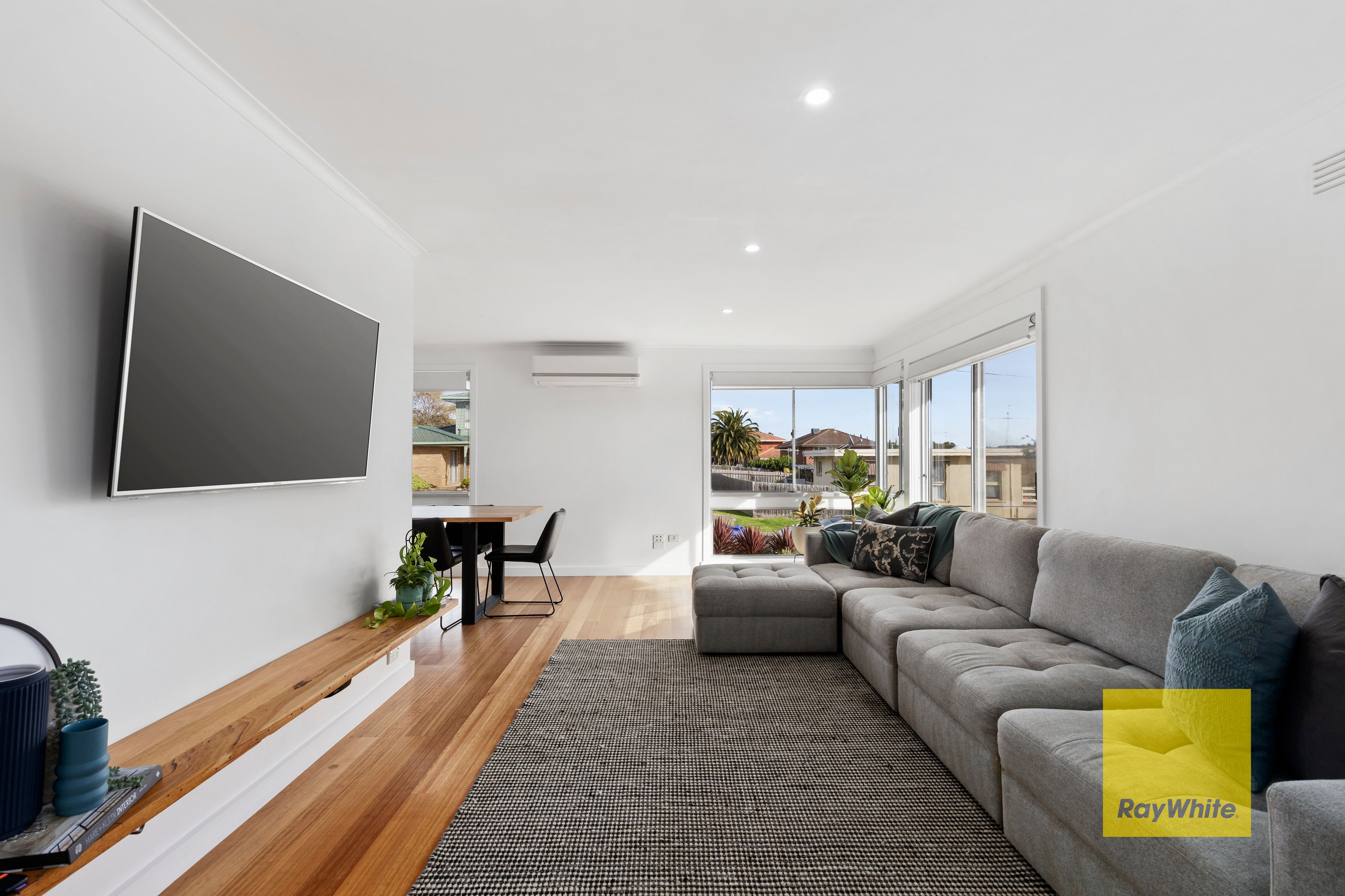 19 Carnarvon Drive, Grovedale, VIC 3216