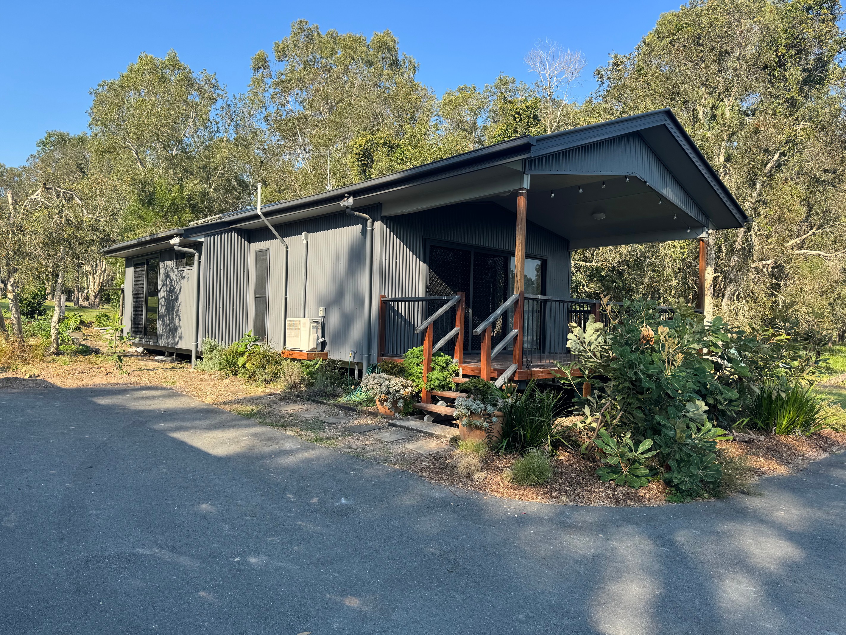Camp Mountain, QLD 4520