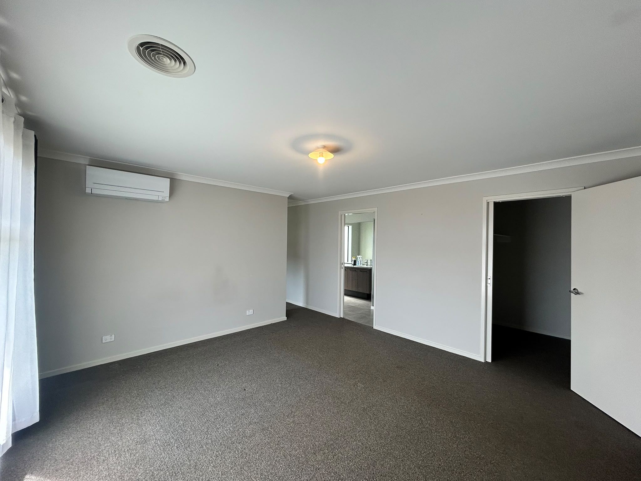 20 Deverell Way — photo 12 of 16